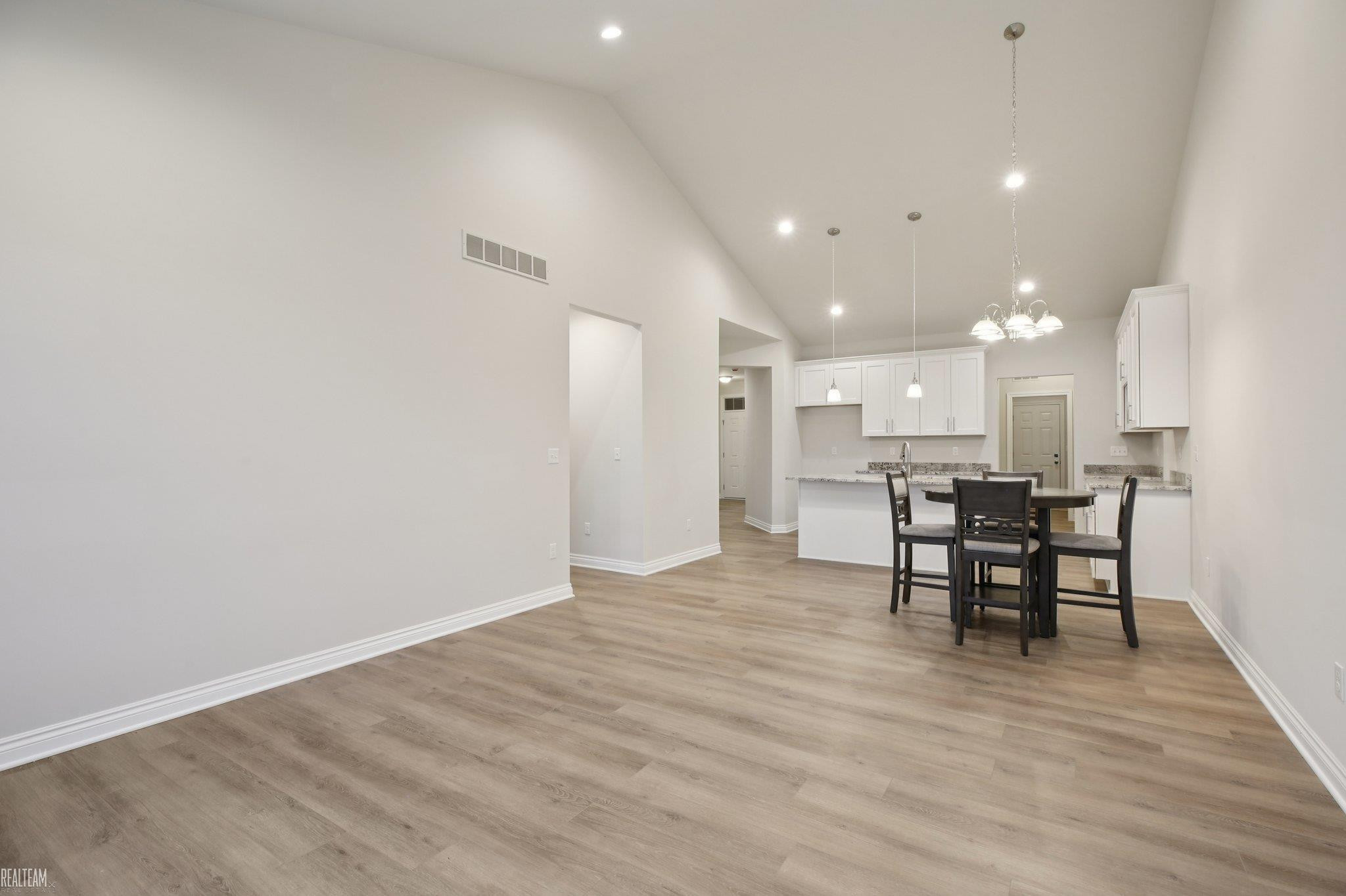 48323 Whittington Drive, Chesterfield, MI 48047 — Photo 4
