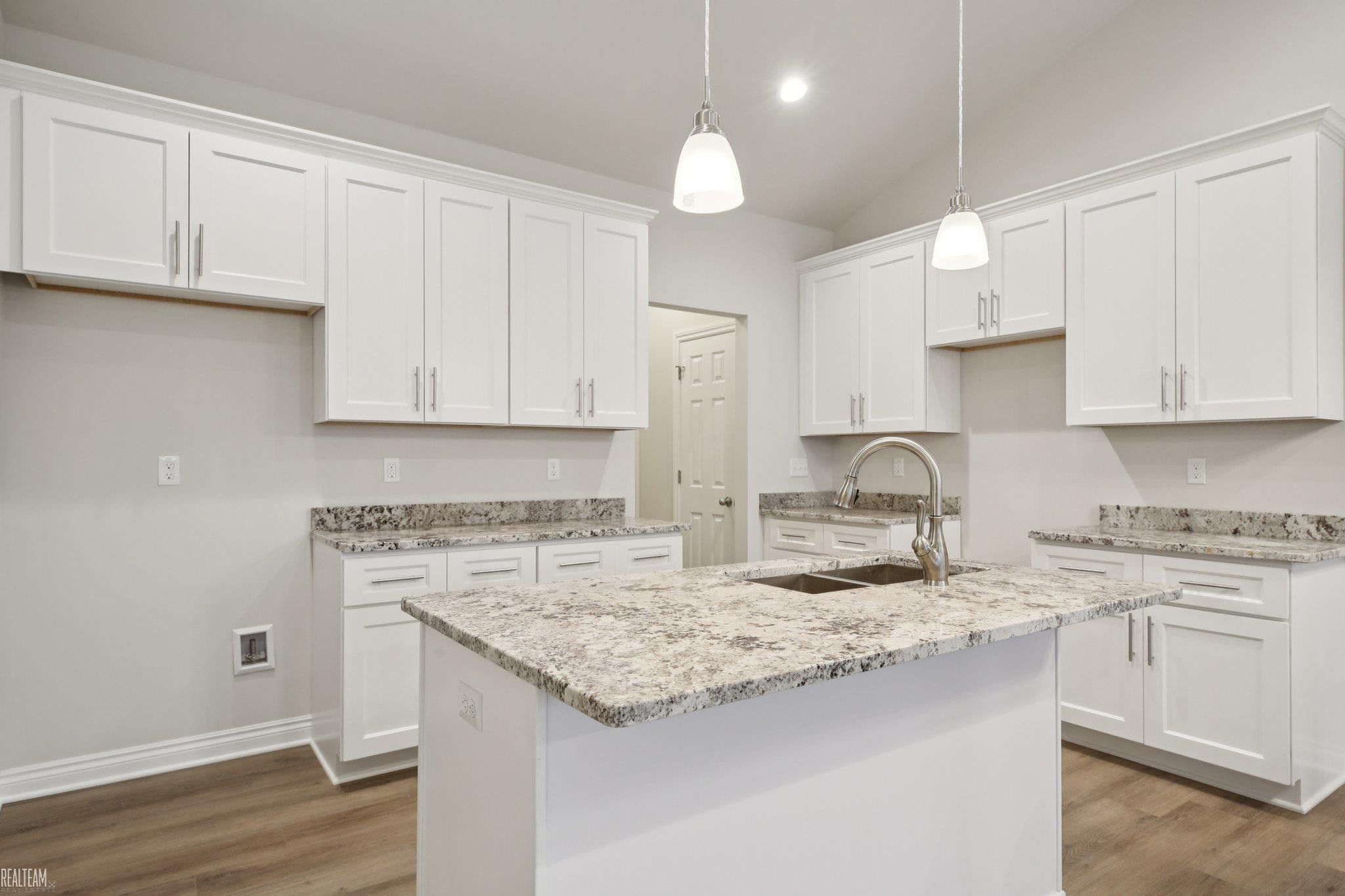 48323 Whittington Drive, Chesterfield, MI 48047 — Photo 8