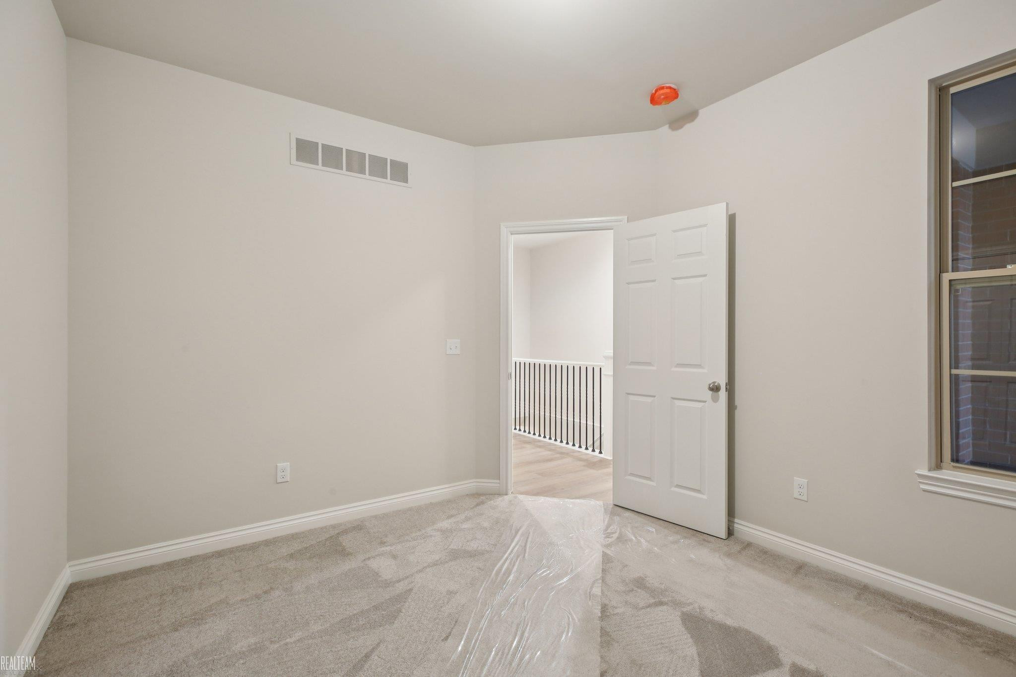 48323 Whittington Drive, Chesterfield, MI 48047 — Photo 12