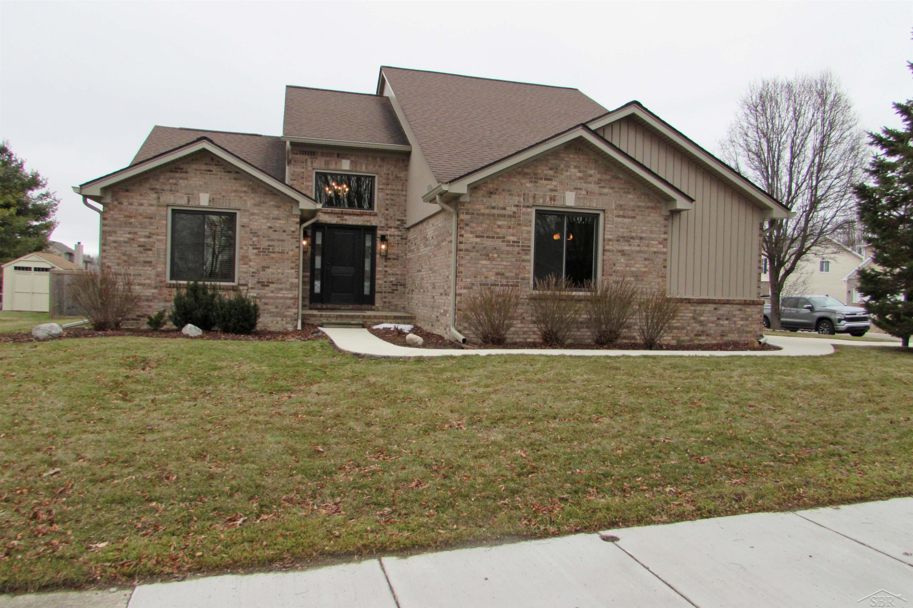 617 Turnbull Street, Lapeer, MI 48446 — Photo 2