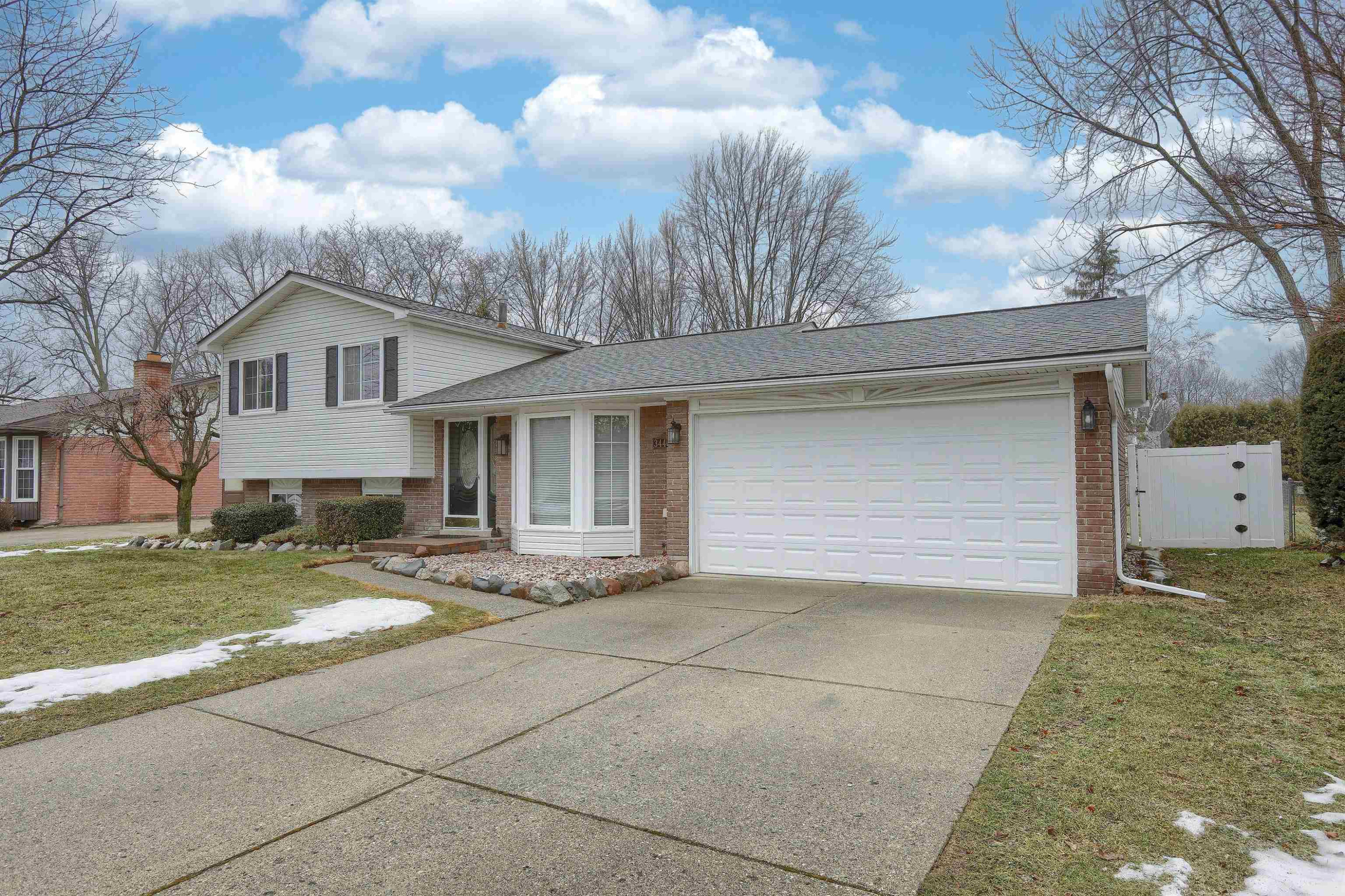 34405 Shorewood Street, Chesterfield, MI 48047 — Photo 2