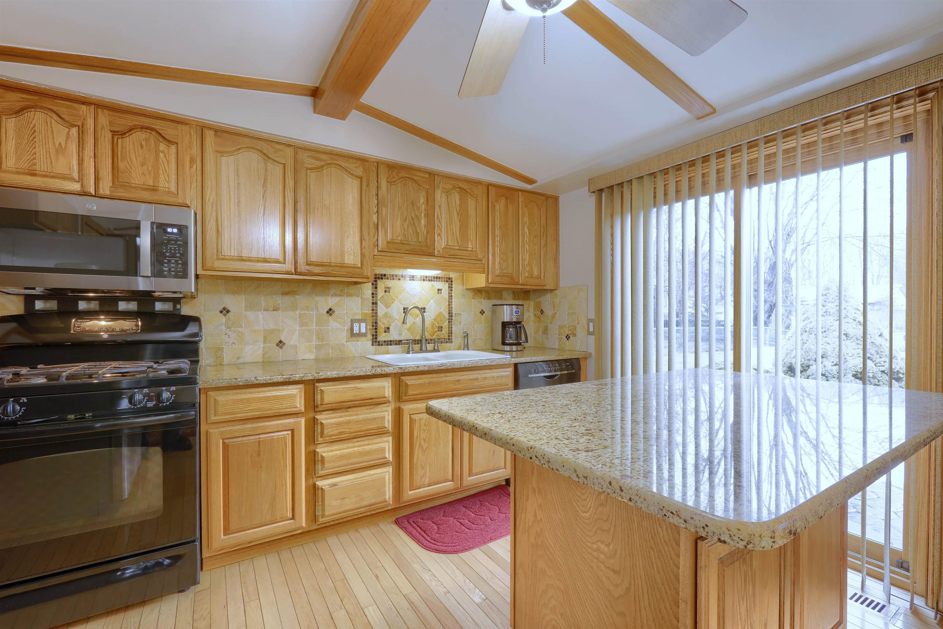 34405 Shorewood Street, Chesterfield, MI 48047 — Photo 7