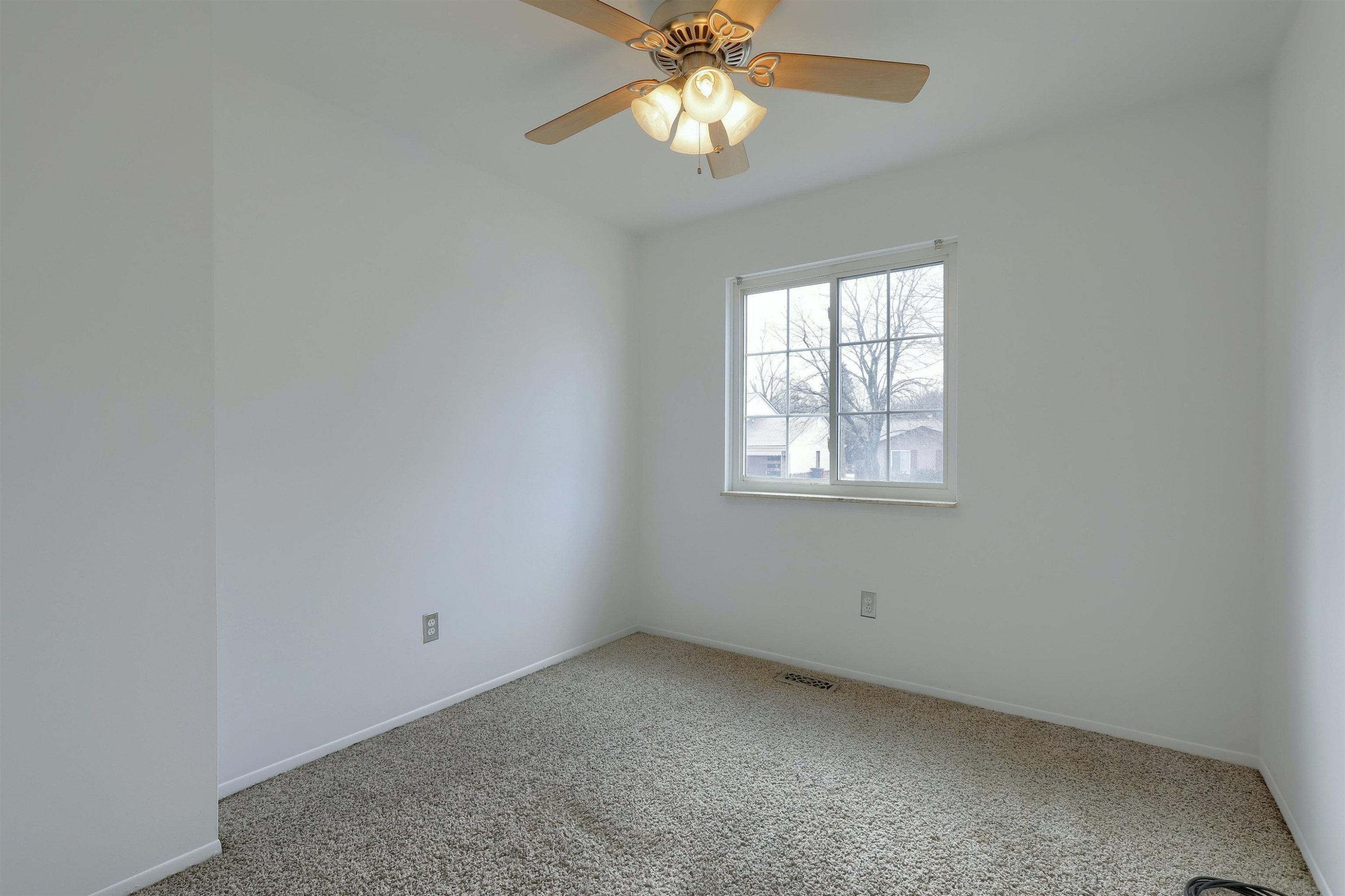 34405 Shorewood Street, Chesterfield, MI 48047 — Photo 22