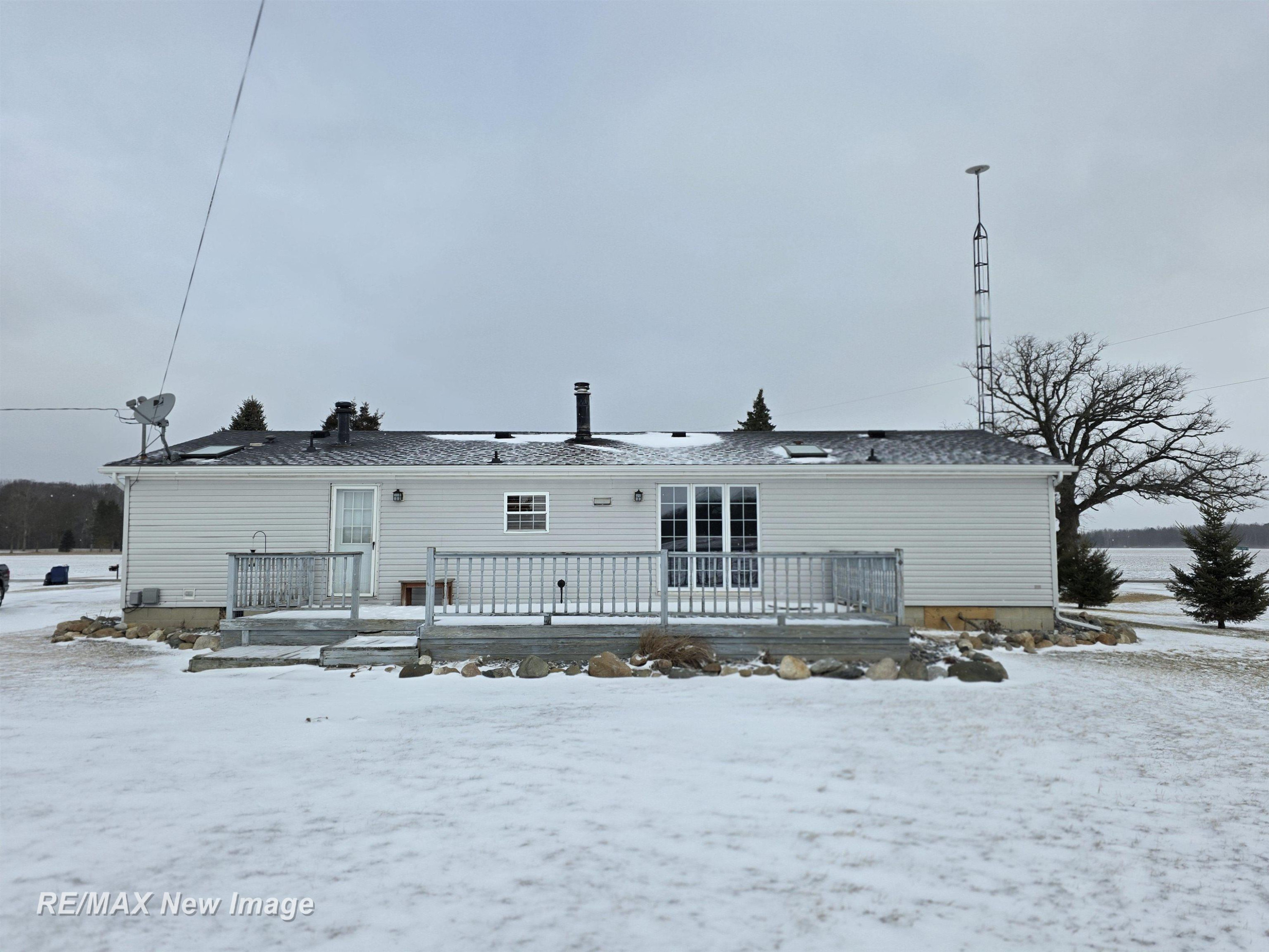 16475 Baldwin Road, Chesaning, MI 48616 — Photo 23