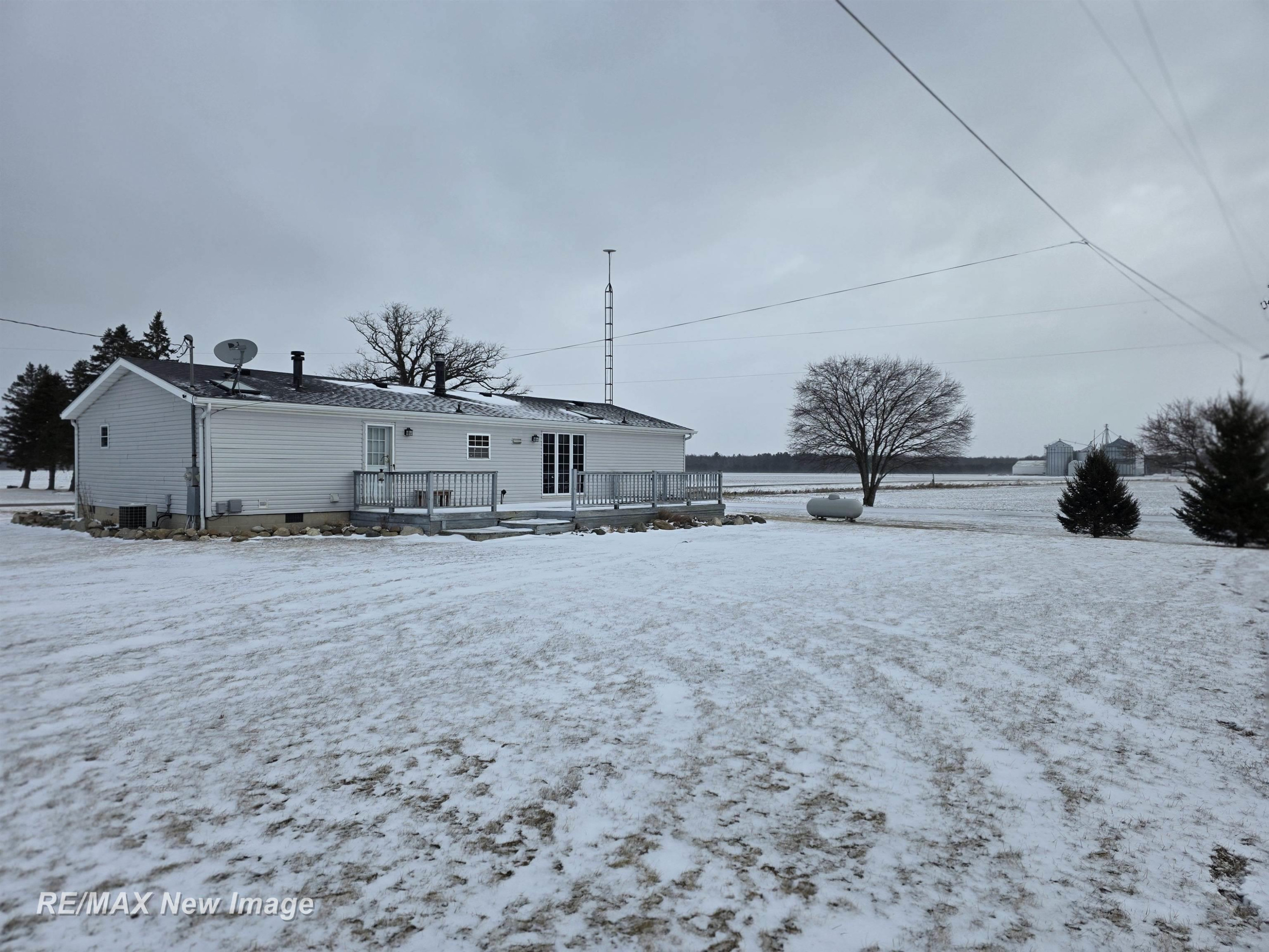 16475 Baldwin Road, Chesaning, MI 48616 — Photo 25