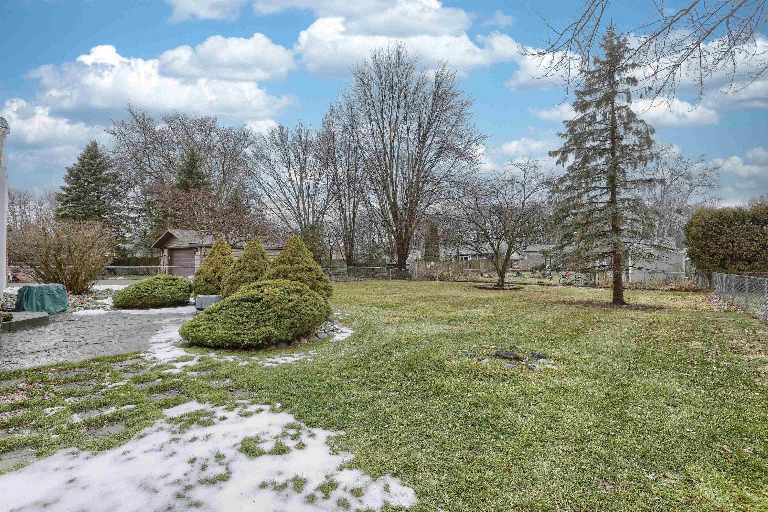34405 Shorewood Street, Chesterfield, MI 48047 — Photo 36