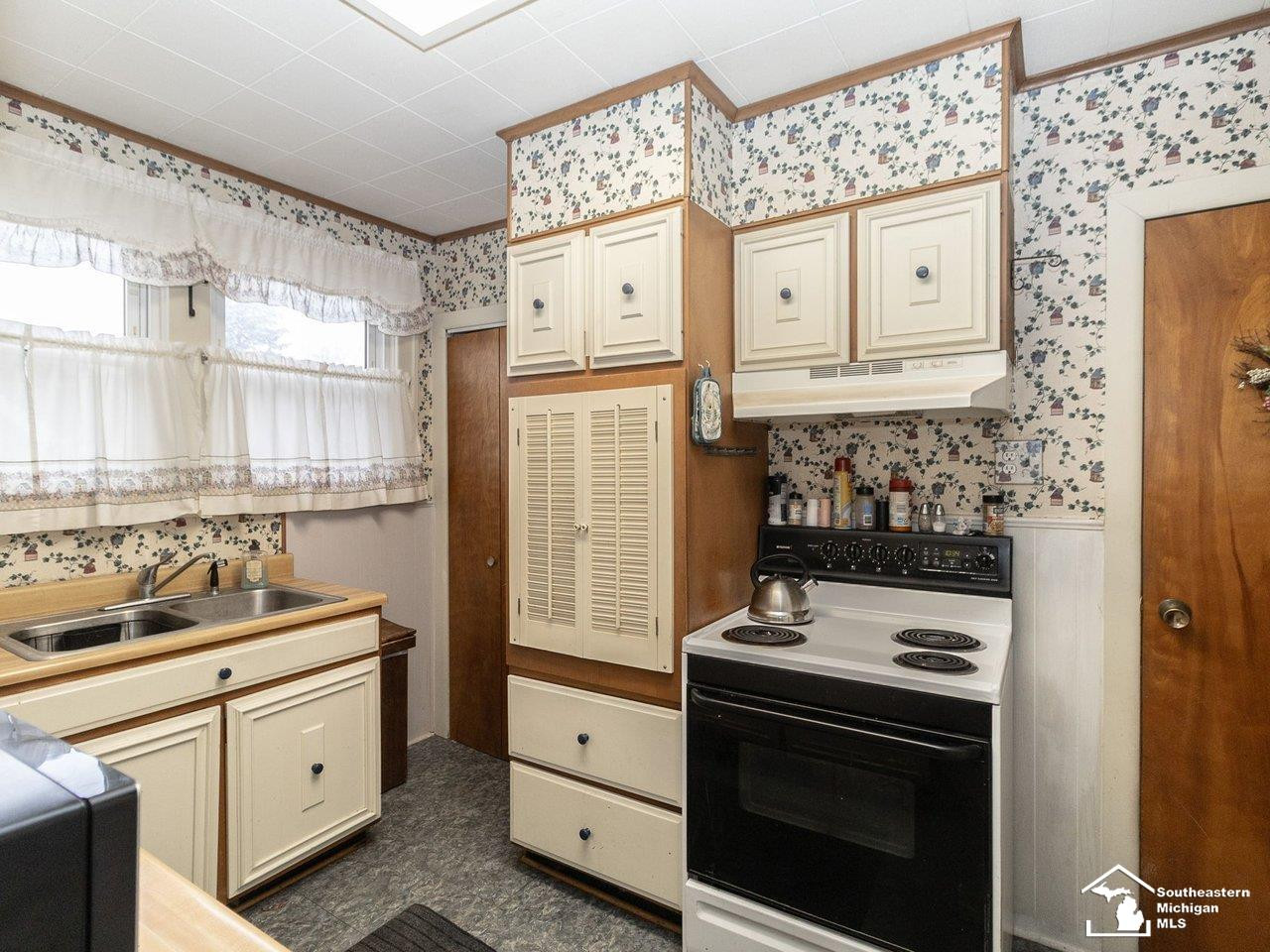3344 Cousino Road, Erie, MI — Photo 16