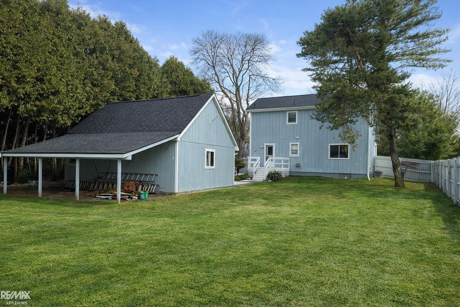 919 Smith Street, Algonac, MI 48001 — Photo 13