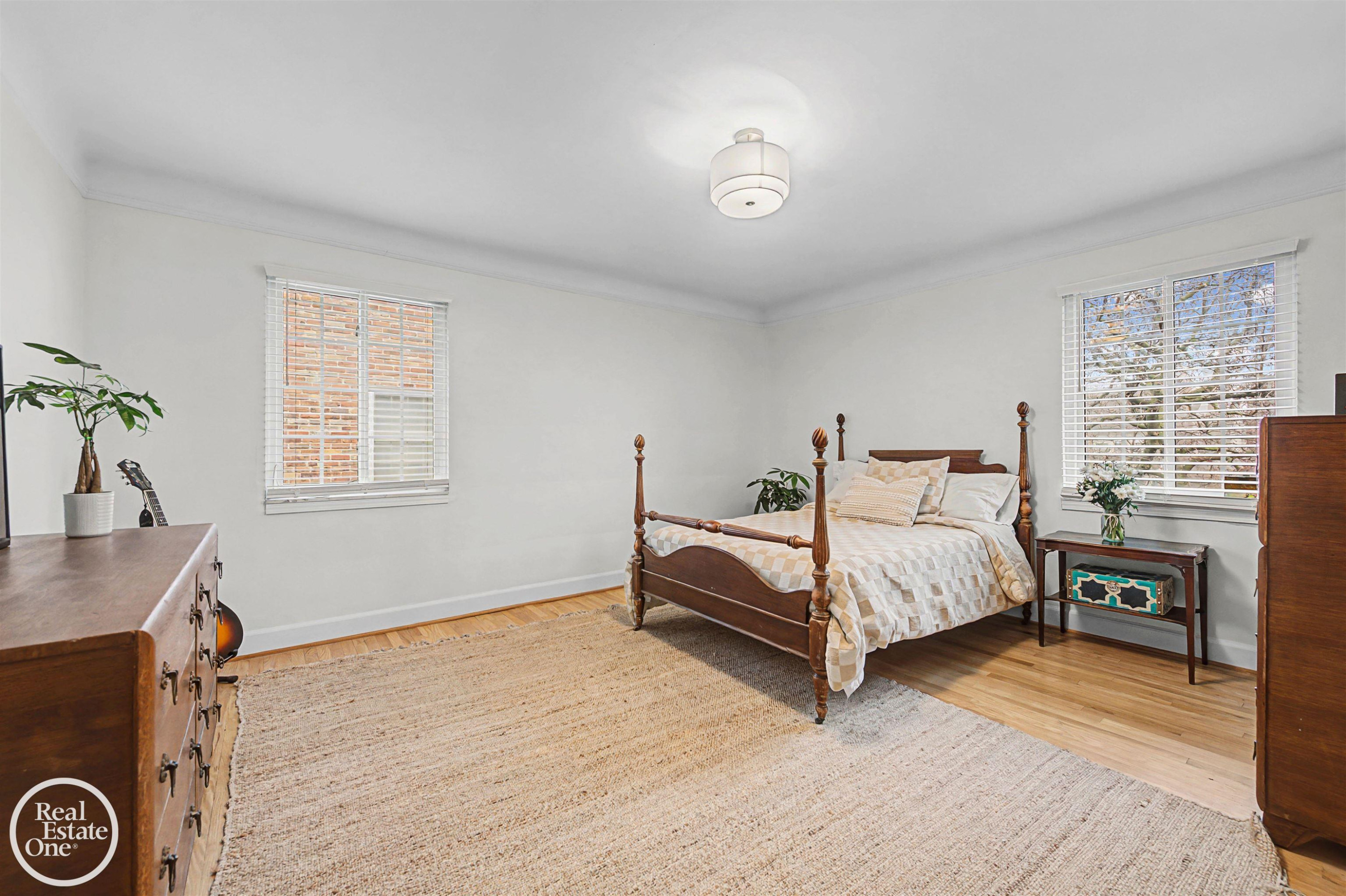 256 Fisher Road, Grosse Pointe Farms, MI 48230 — Photo 15