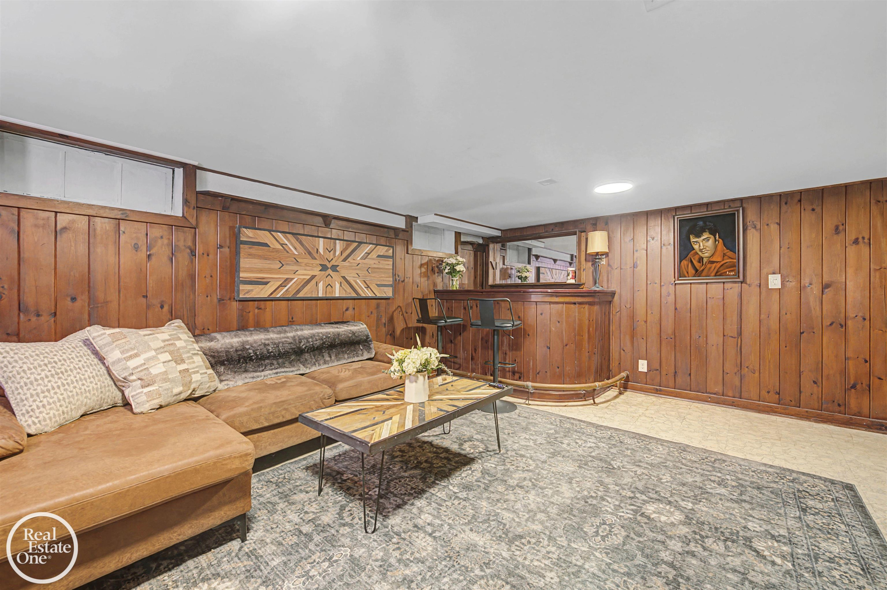 256 Fisher Road, Grosse Pointe Farms, MI 48230 — Photo 26