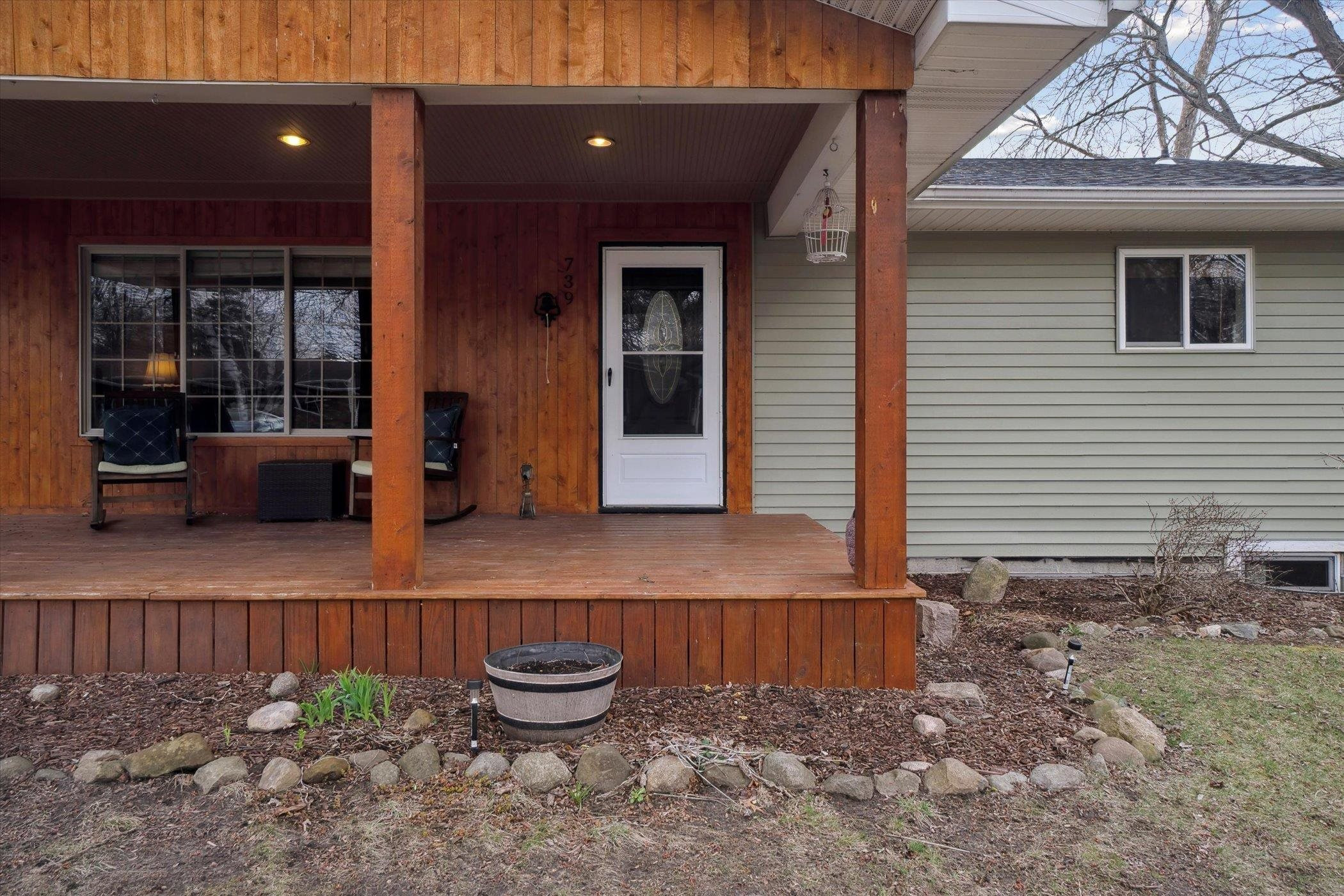 739 Gasper Street, Chesaning, MI 48616 — Photo 4