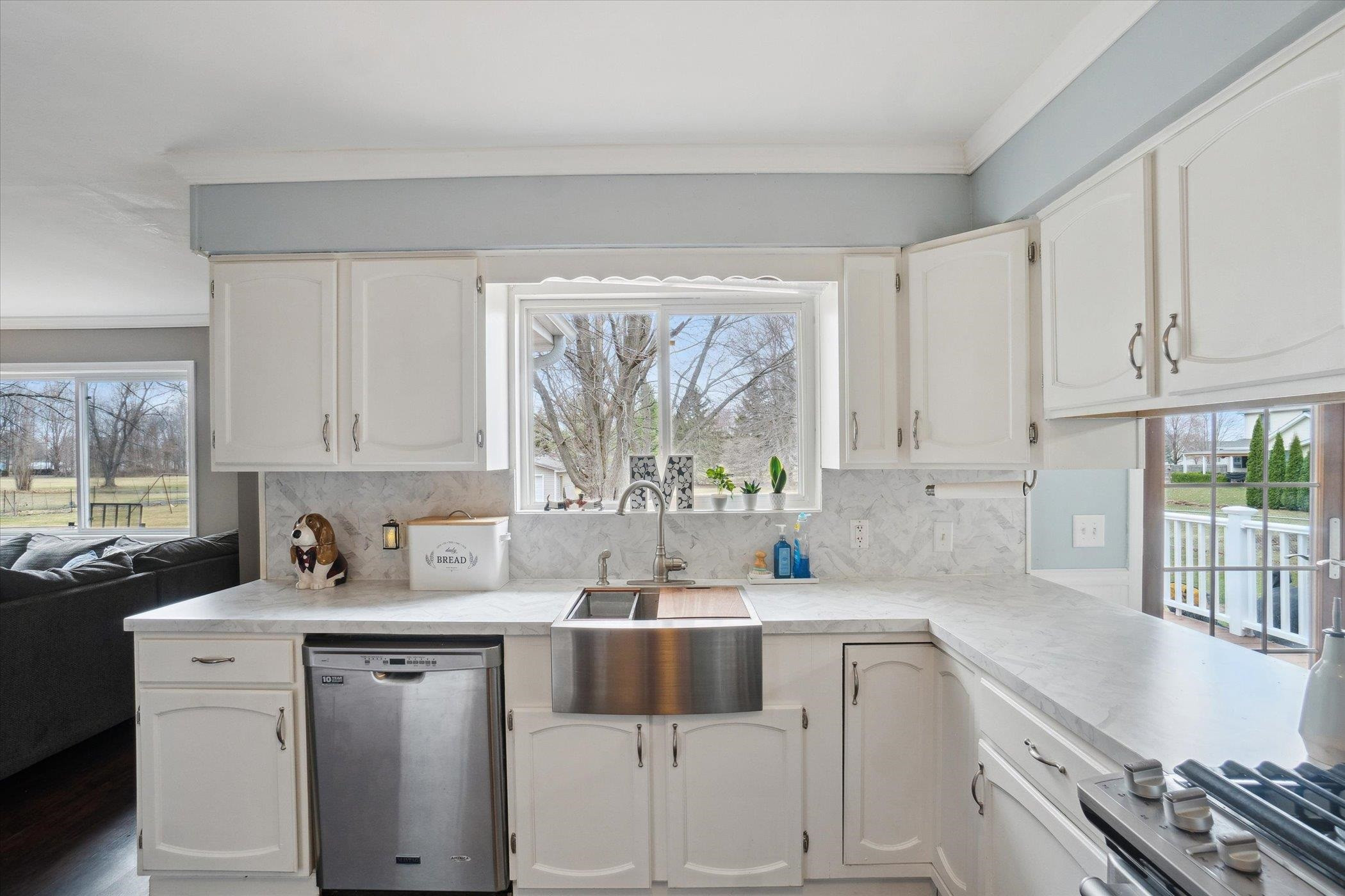 739 Gasper Street, Chesaning, MI 48616 — Photo 12