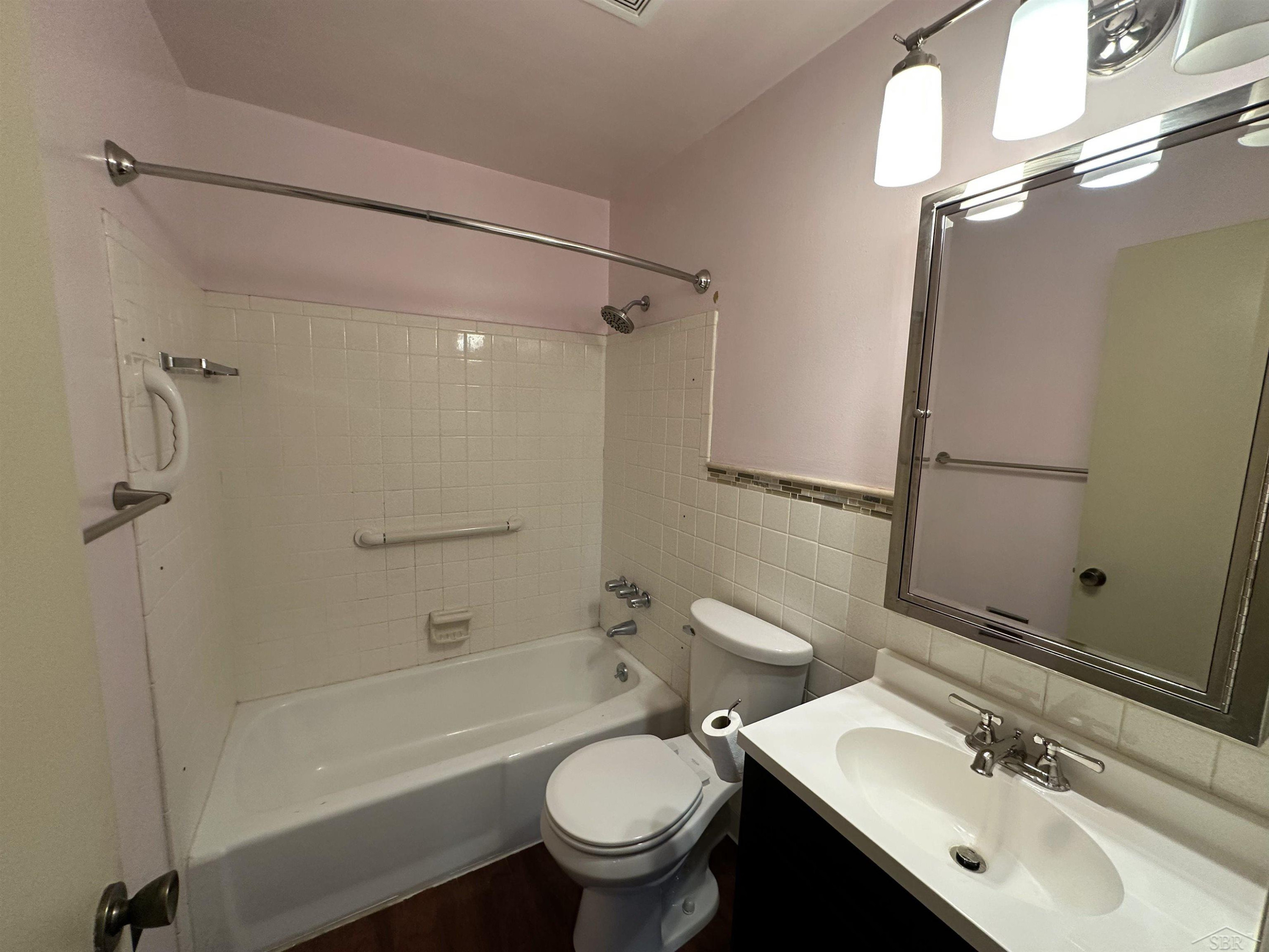 101 Provincial Court, 48, Saginaw, MI 48638 — Photo 9