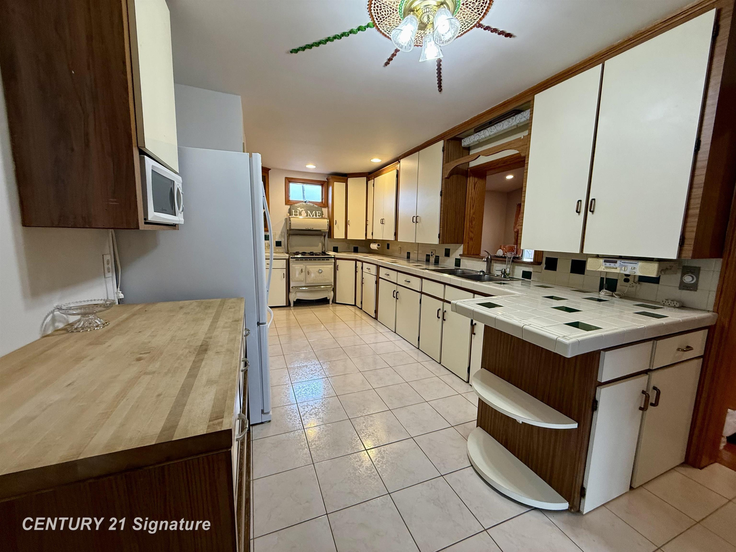 3705 N Beyer Road, Saginaw, MI 48601 — Photo 6