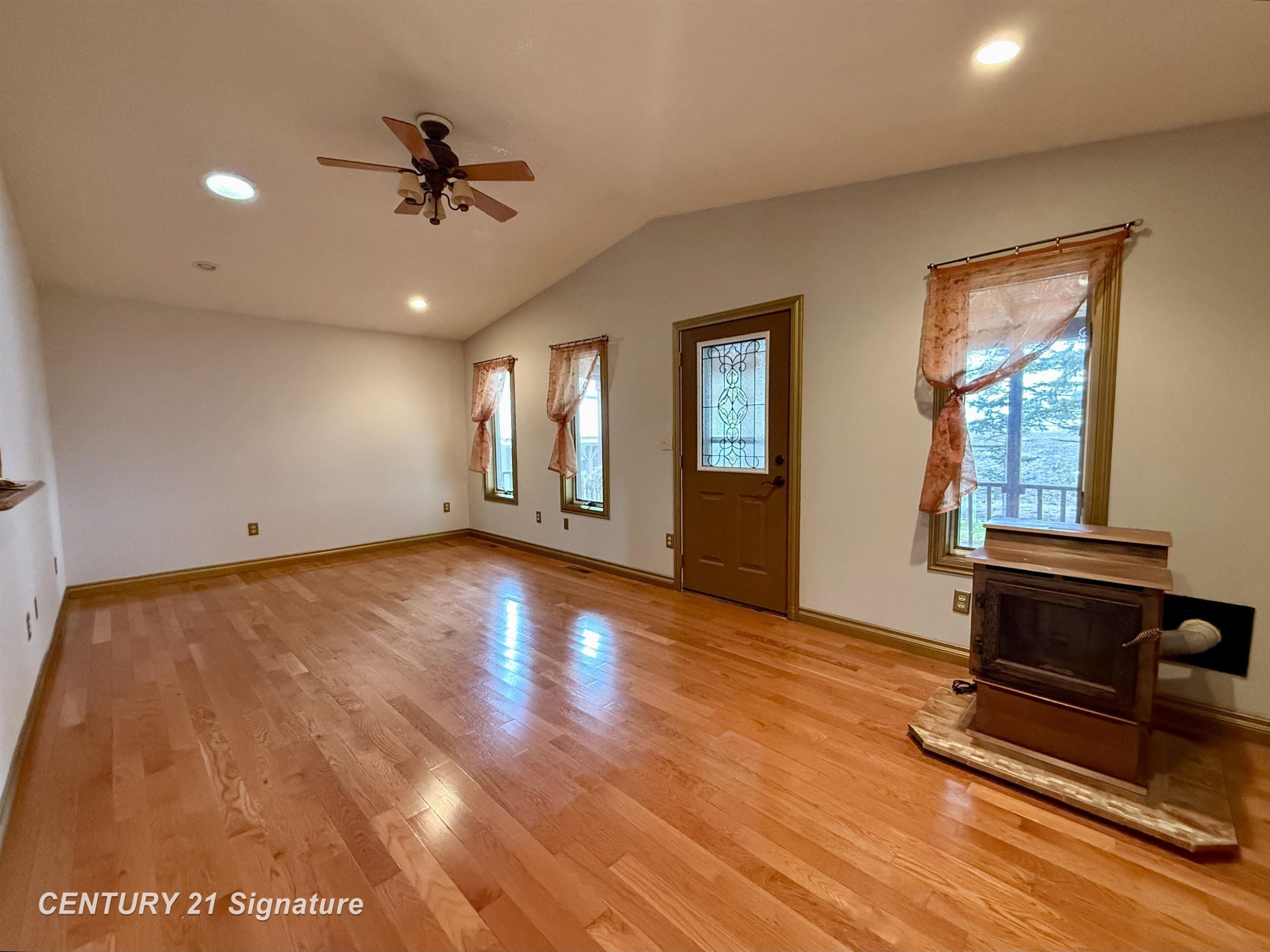 3705 N Beyer Road, Saginaw, MI 48601 — Photo 10