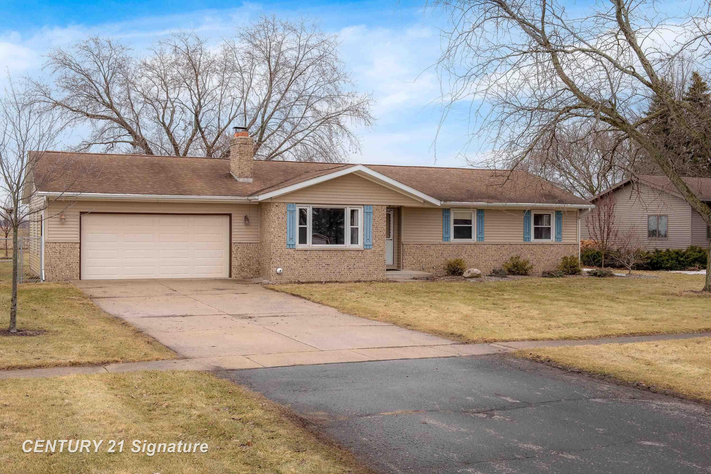 2205 S Van Buren Road, Reese, MI 48757 — front exterior