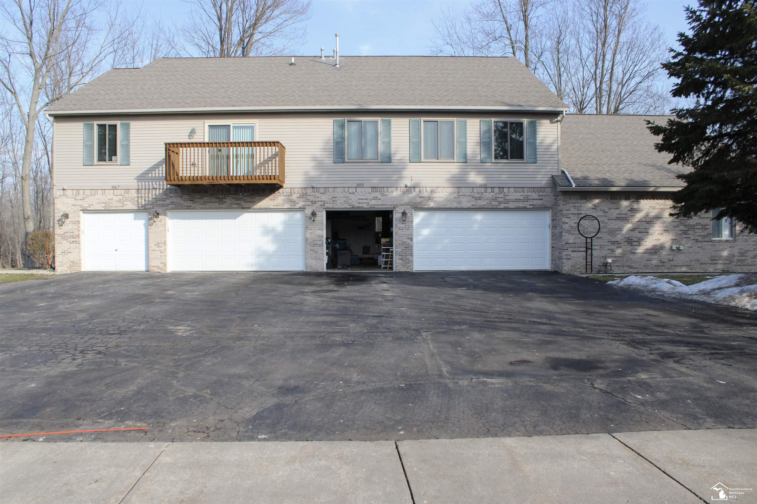 1059 Old Leake Court, Holly, MI 48442 — Photo 2