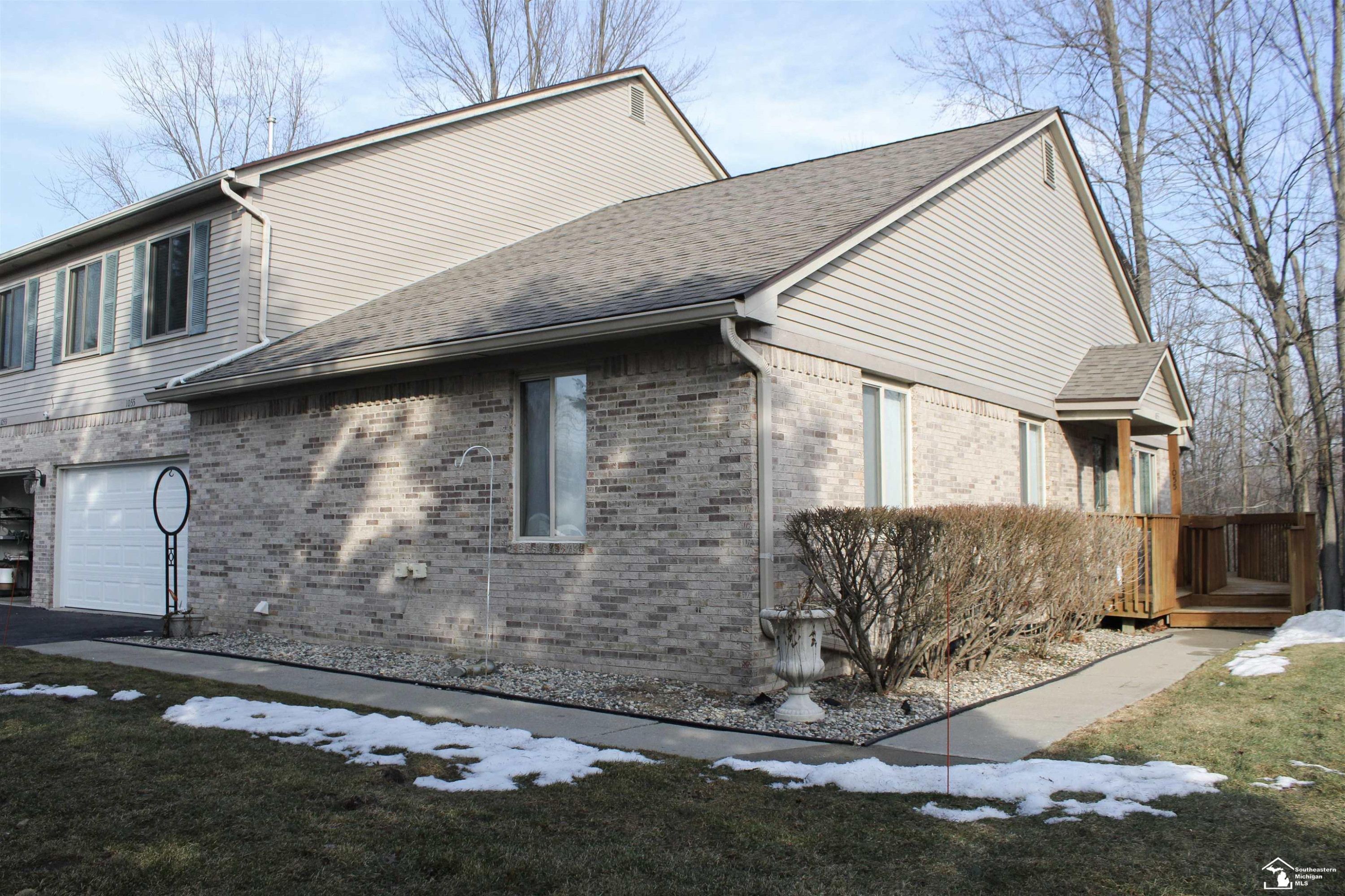 1059 Old Leake Court, Holly, MI 48442 — Photo 3