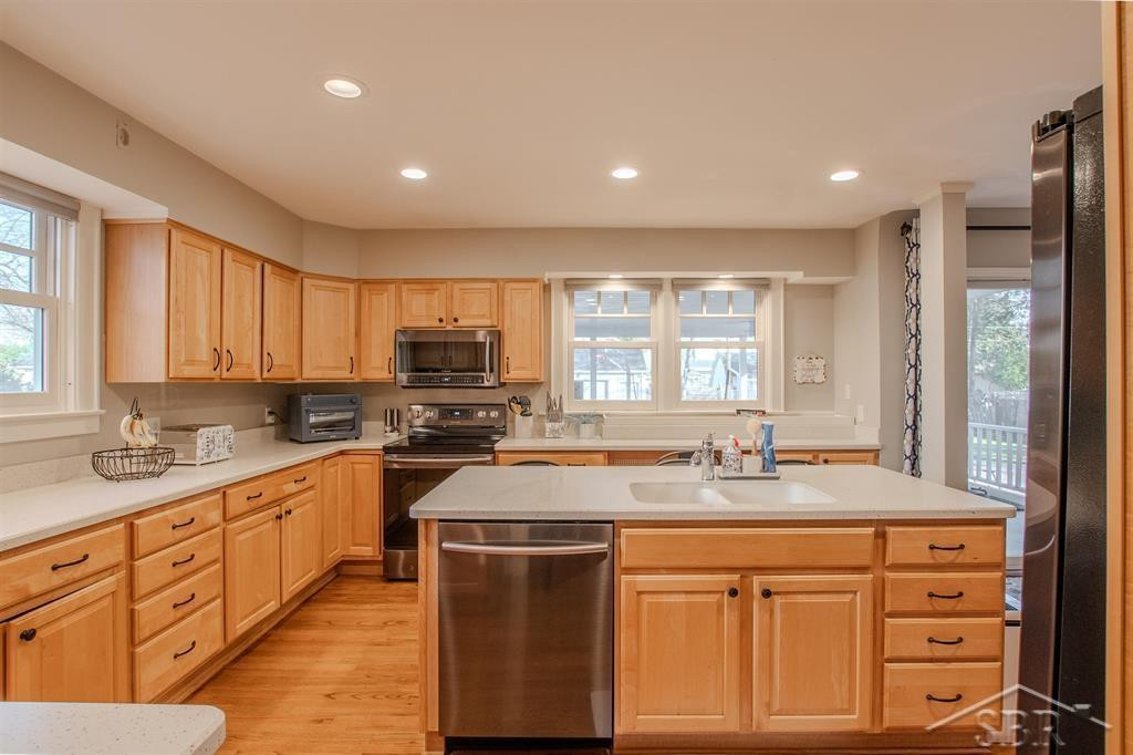 21 W Hannum Boulevard, Saginaw, MI 48602 — Photo 12