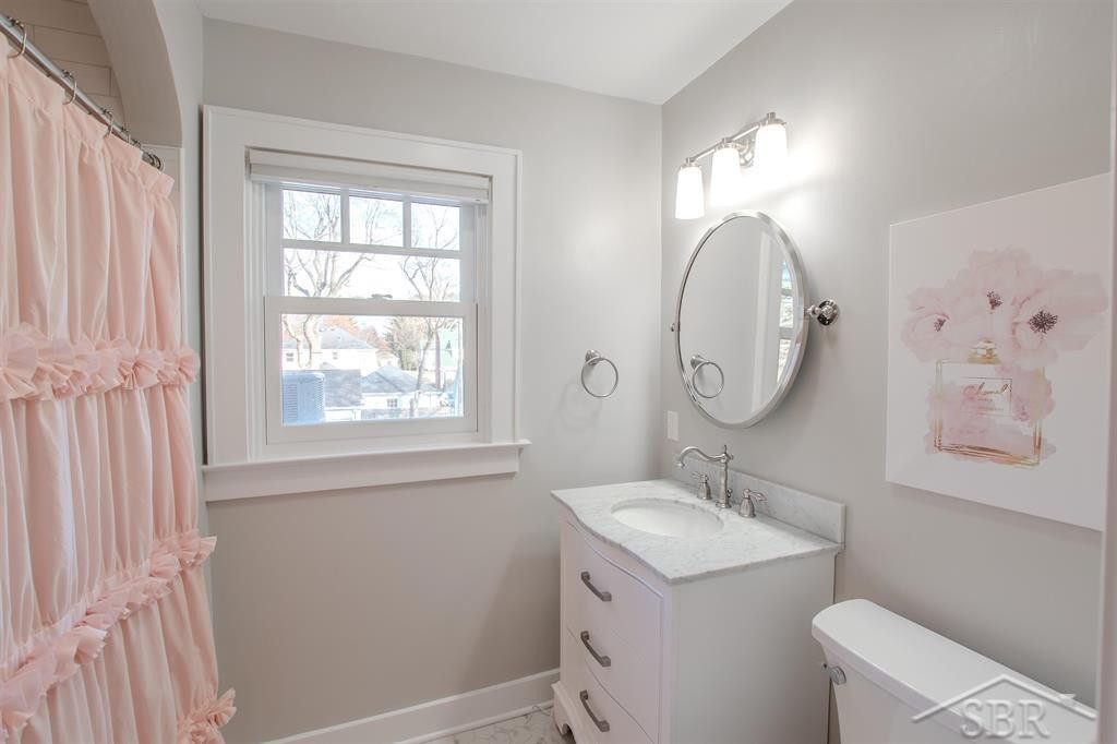 21 W Hannum Boulevard, Saginaw, MI 48602 — Photo 27