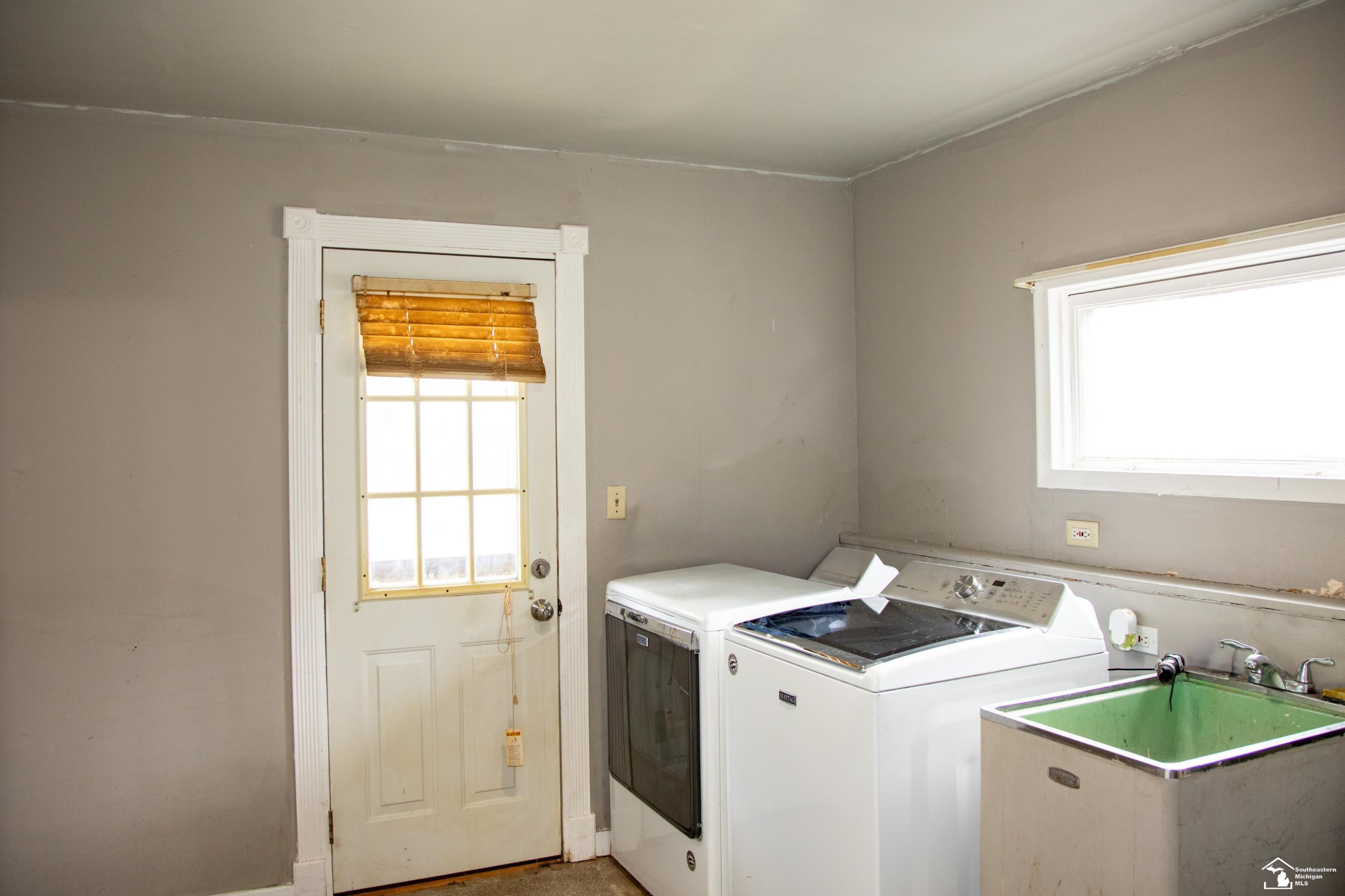11859 Grant Street, Riverview, MI 48193 — Photo 10
