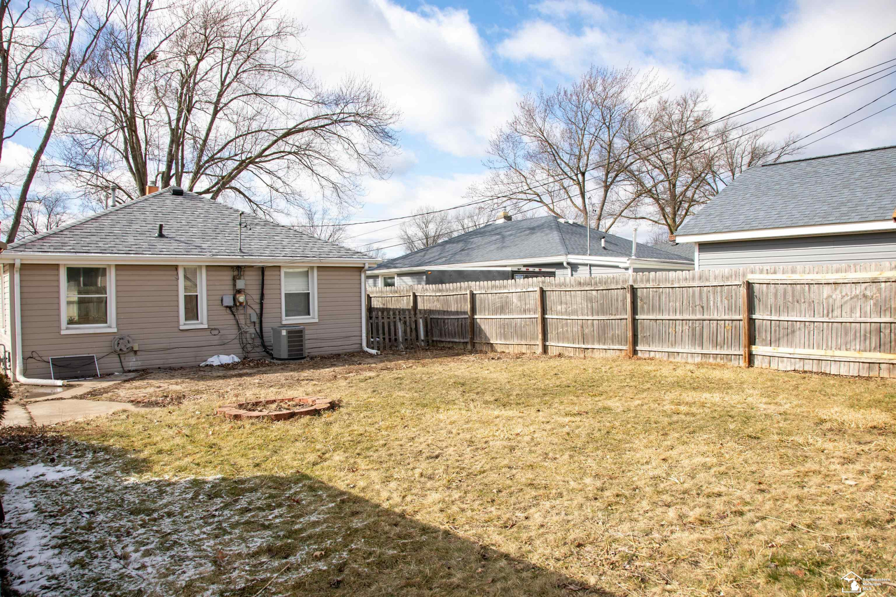 5323 Lathrop Street, Trenton, MI 48183 — Photo 21