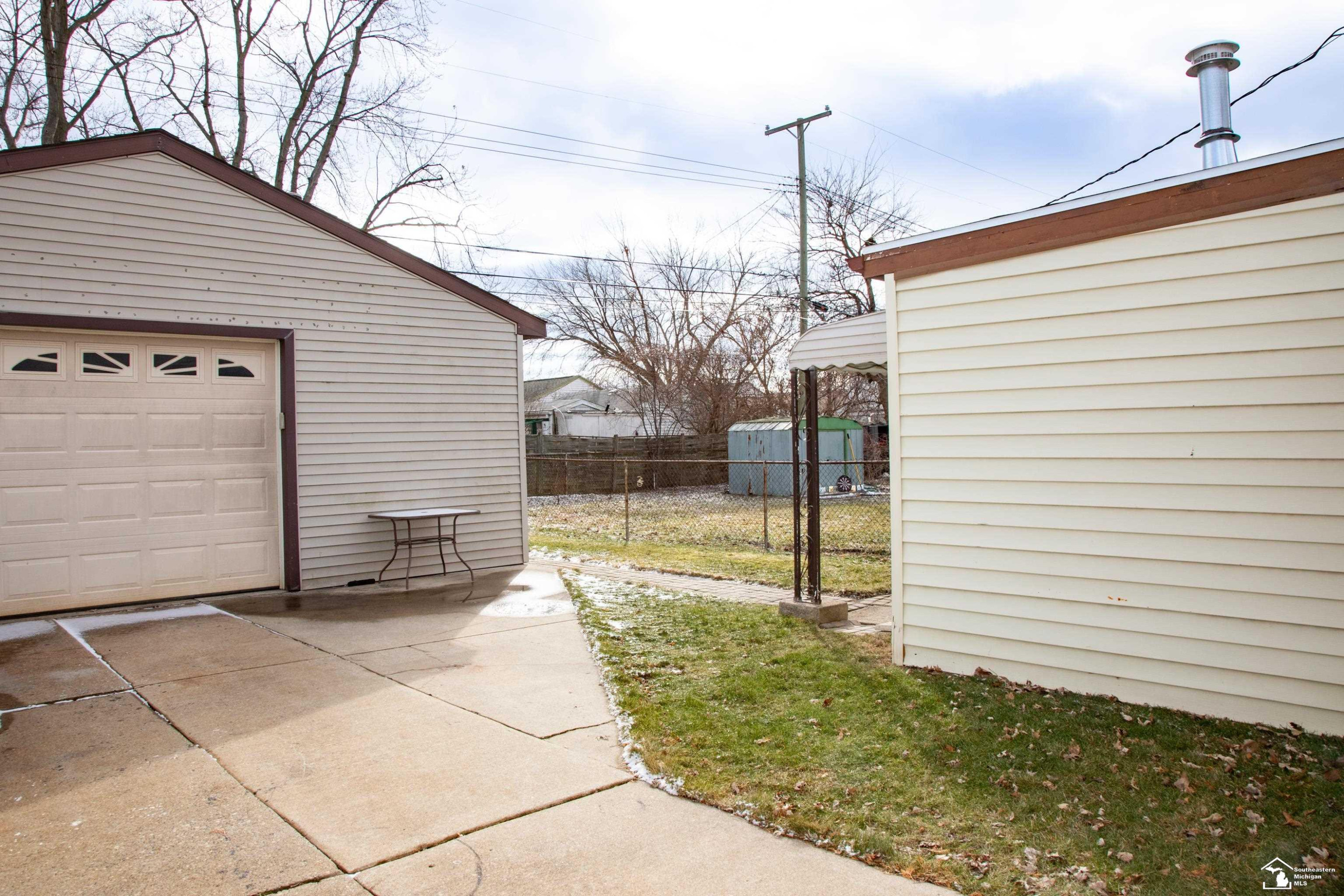 11859 Grant Street, Riverview, MI 48193 — Photo 14