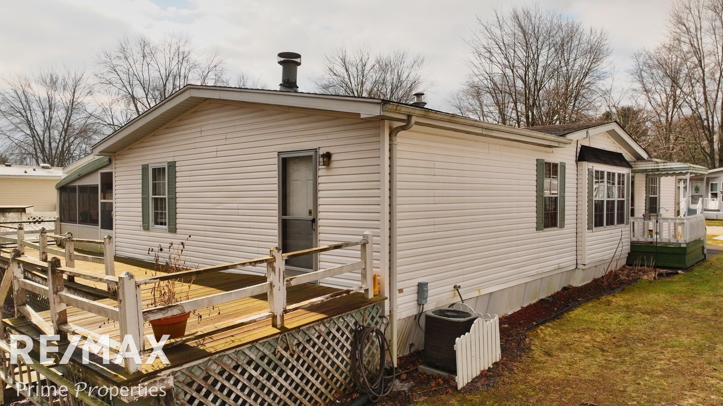 607 Park View Place, Clio, MI 48420 — Photo 4