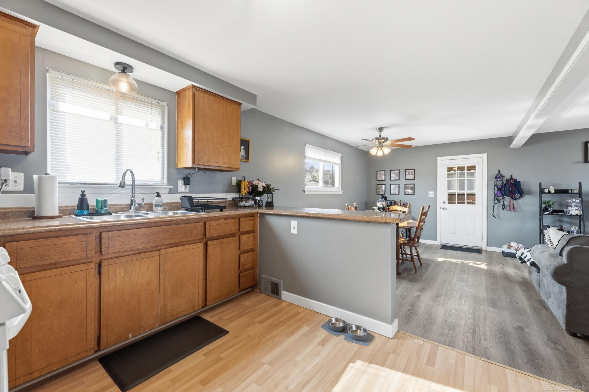 17548 Adolph Avenue, Fraser, MI 48026 — Photo 10