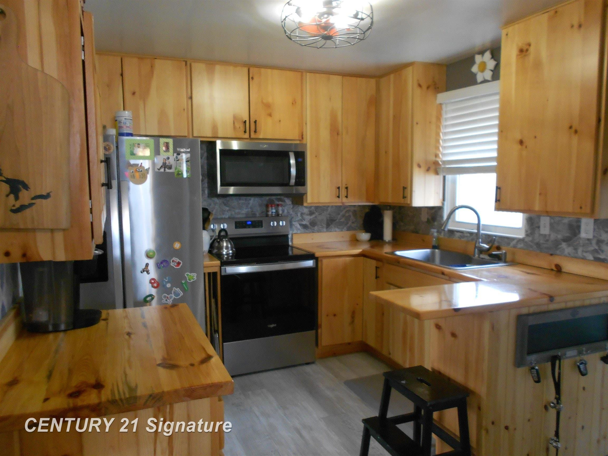 312 Church Street, Auburn, MI 48611 — Photo 3