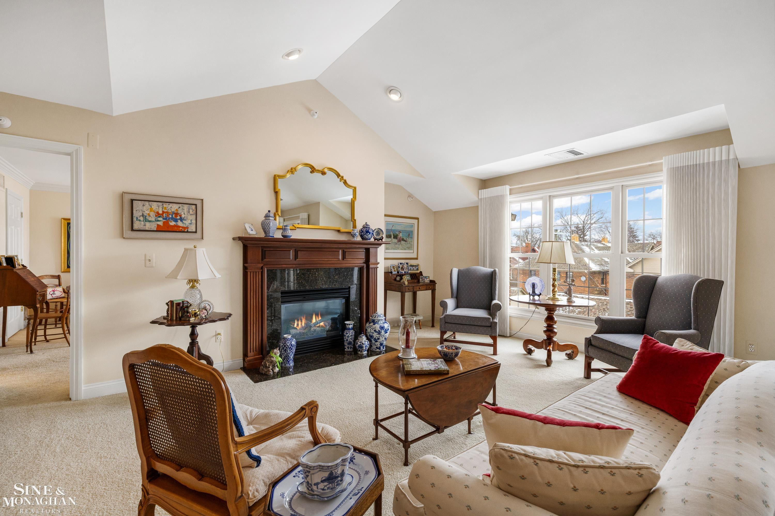 32 Pointe Park Place, Grosse Pointe Park, MI 48230 — Photo 8
