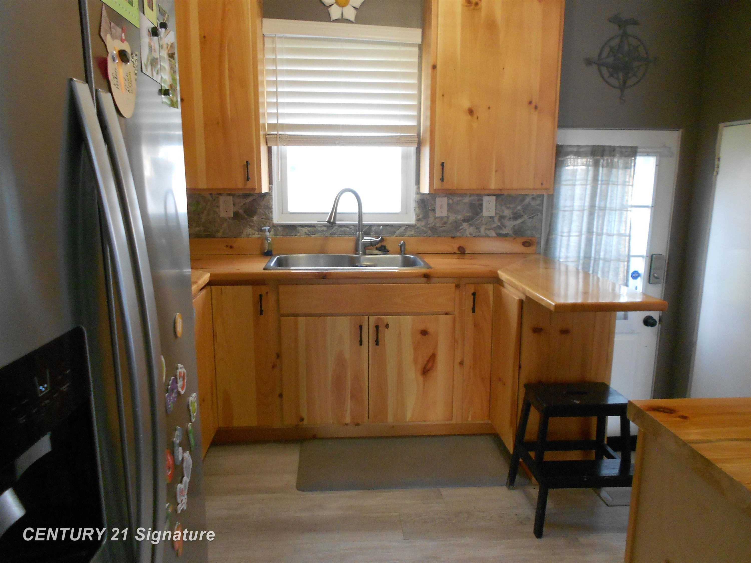 312 Church Street, Auburn, MI 48611 — Photo 4