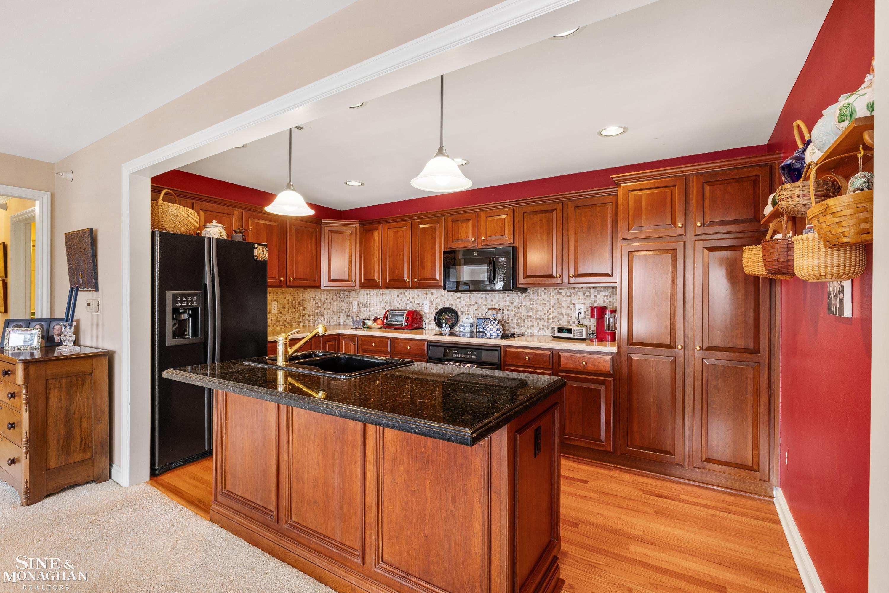 32 Pointe Park Place, Grosse Pointe Park, MI 48230 — Photo 11