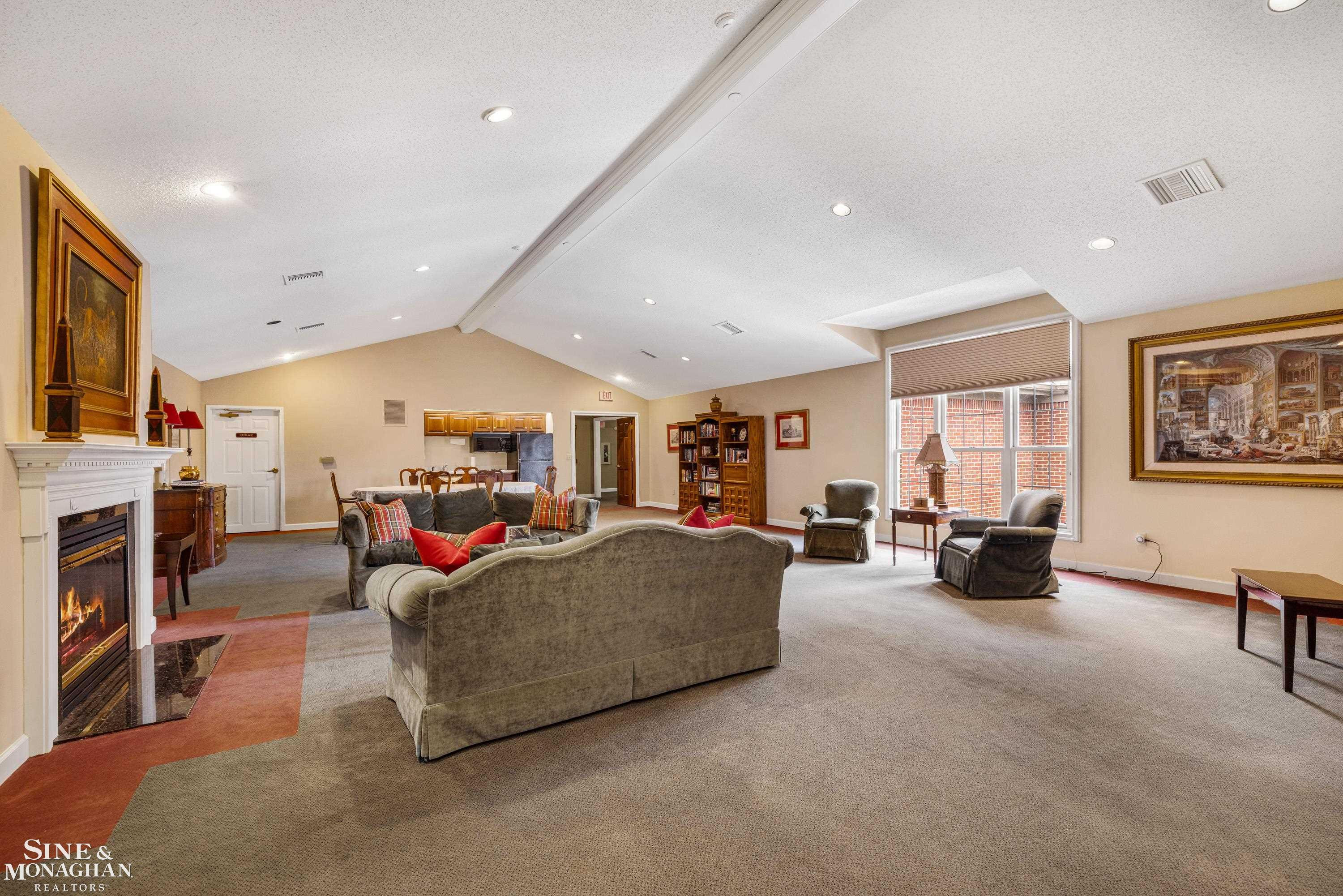 32 Pointe Park Place, Grosse Pointe Park, MI 48230 — Photo 39