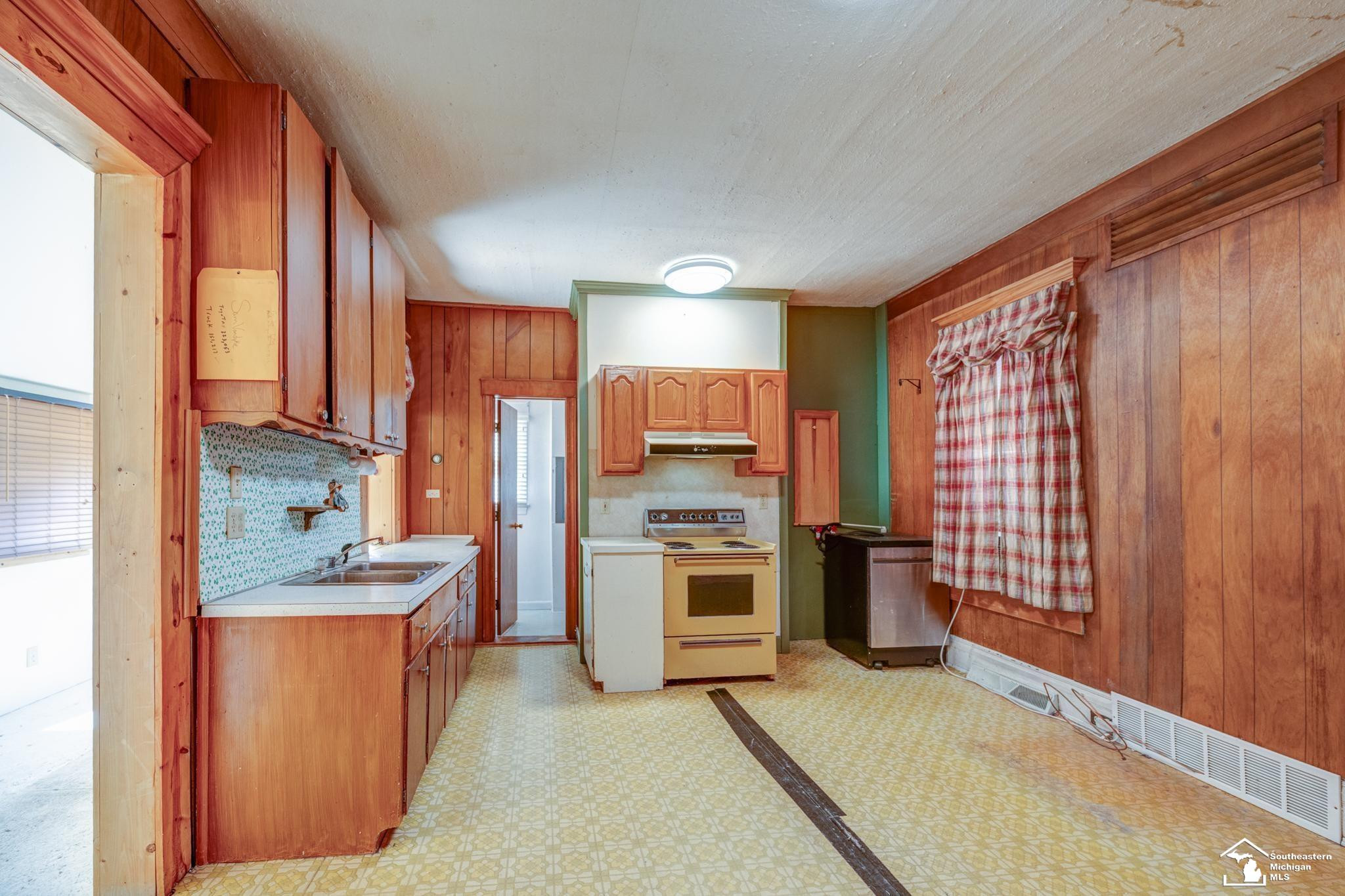 8257 Ida West Road, Ida, MI 48140 — Photo 17