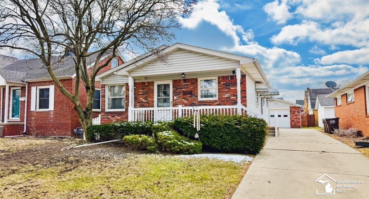 504 Rosewood Avenue, Monroe, MI 48162 — Photo 2