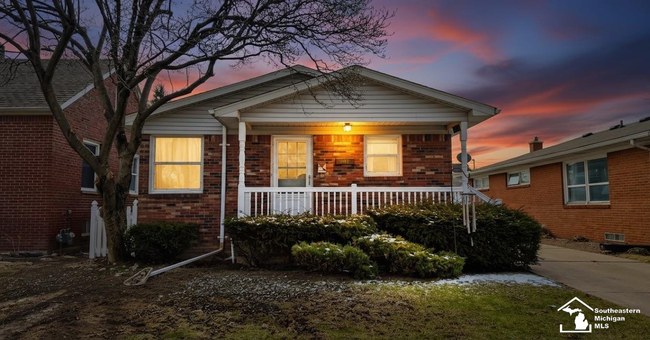 504 Rosewood Avenue, Monroe, MI 48162 — Photo 4