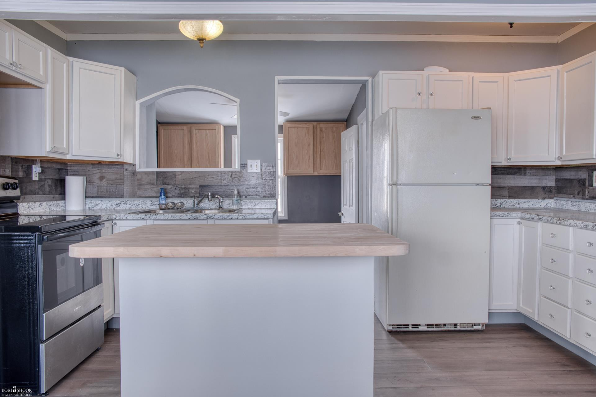1201 N Kerby Road, Corunna, MI 48817 — Photo 3