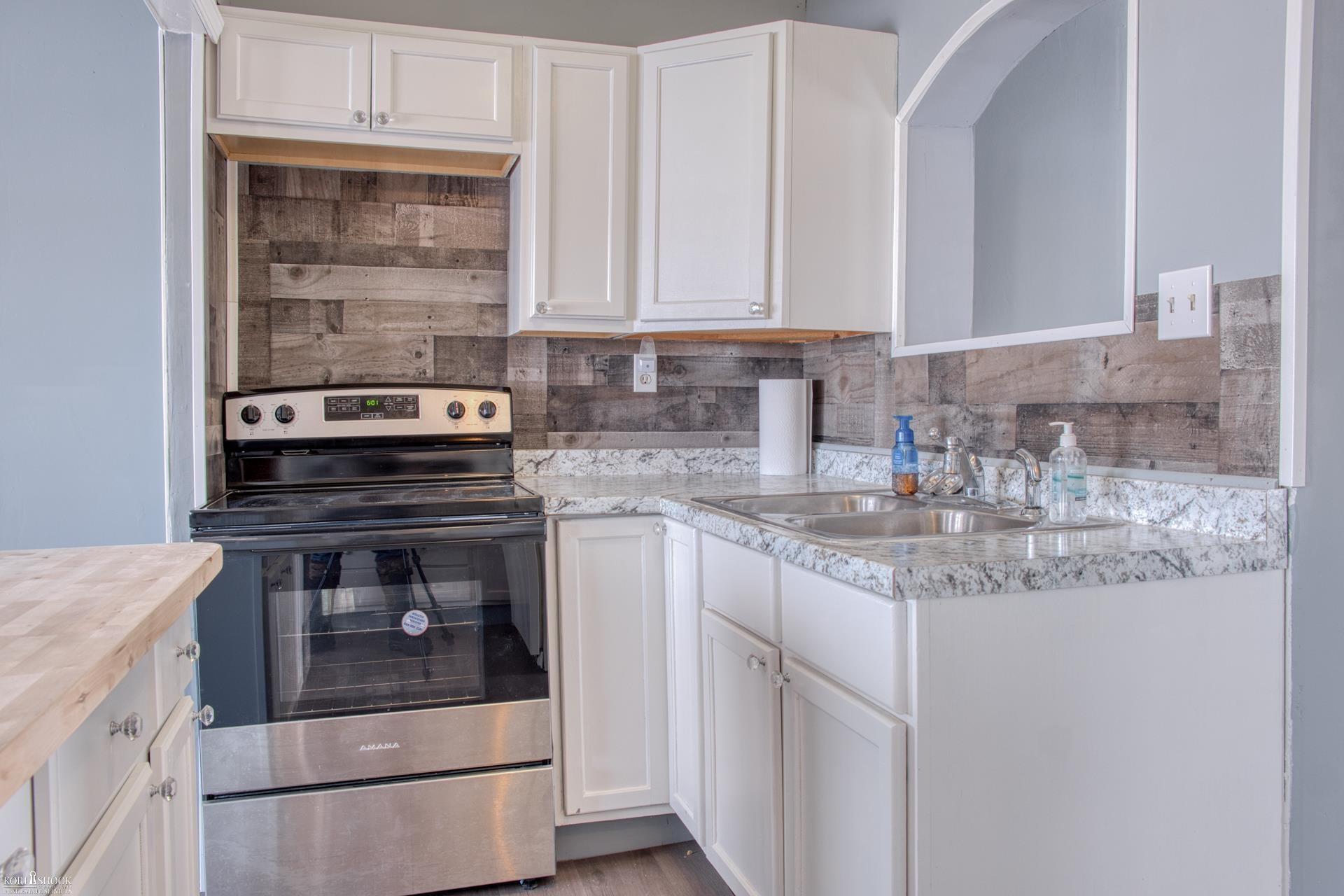 1201 N Kerby Road, Corunna, MI 48817 — Photo 4