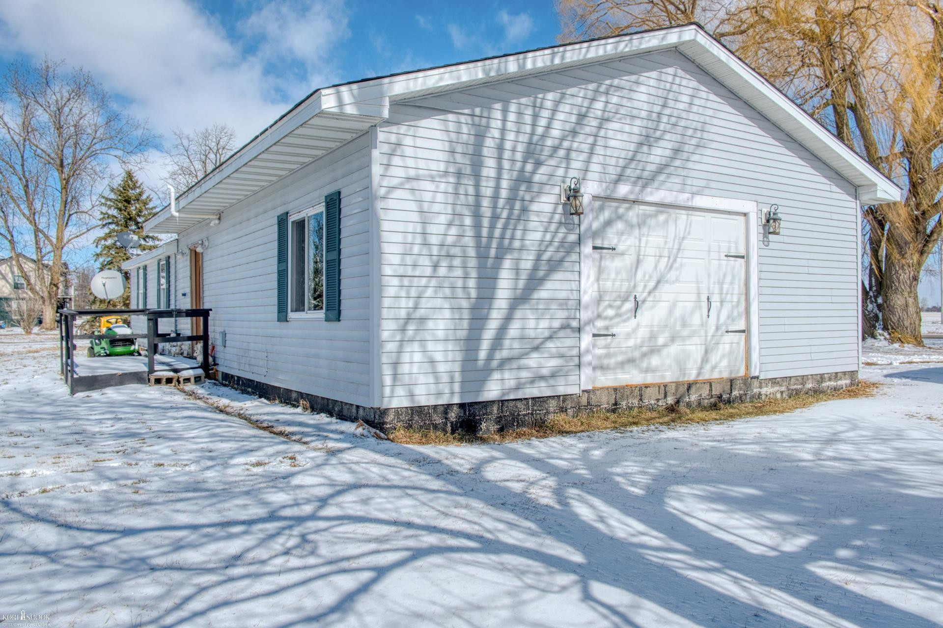 1201 N Kerby Road, Corunna, MI 48817 — Photo 30