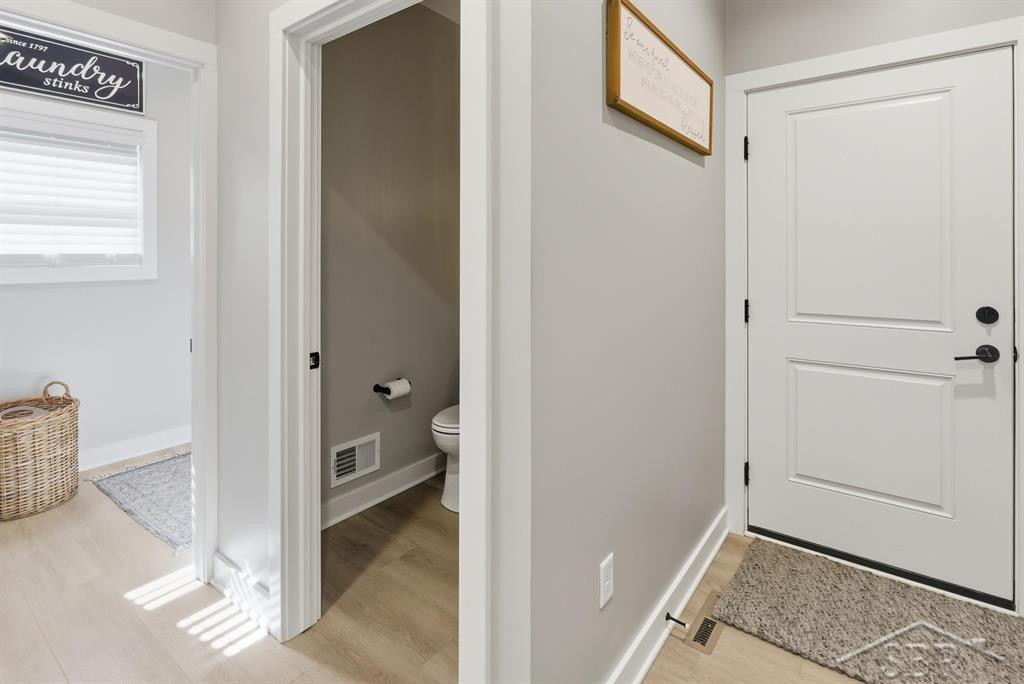 3910 Plumtree Lane, Midland, MI 48642 — Photo 17