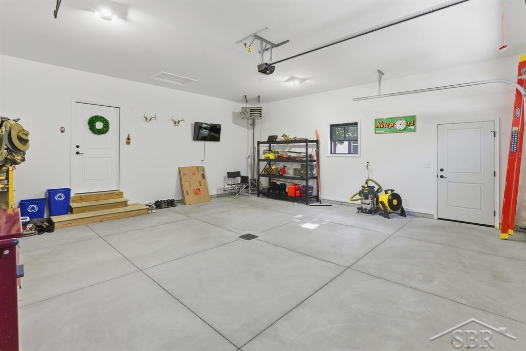 3910 Plumtree Lane, Midland, MI 48642 — Photo 35