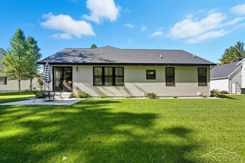 3910 Plumtree Lane, Midland, MI 48642 — Photo 42