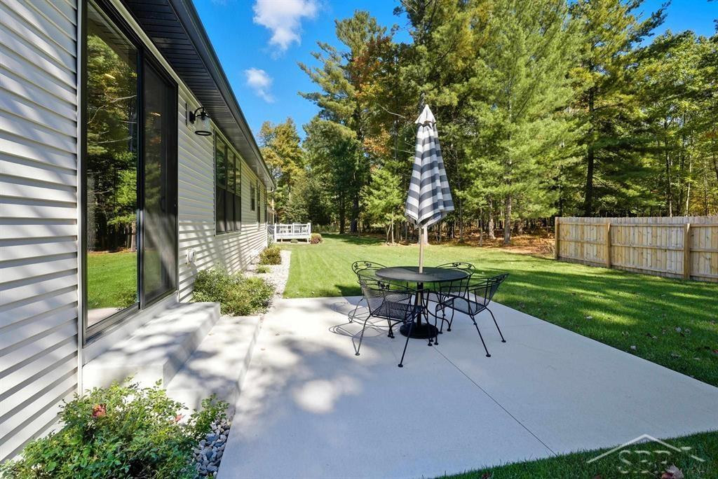 3910 Plumtree Lane, Midland, MI 48642 — Photo 43