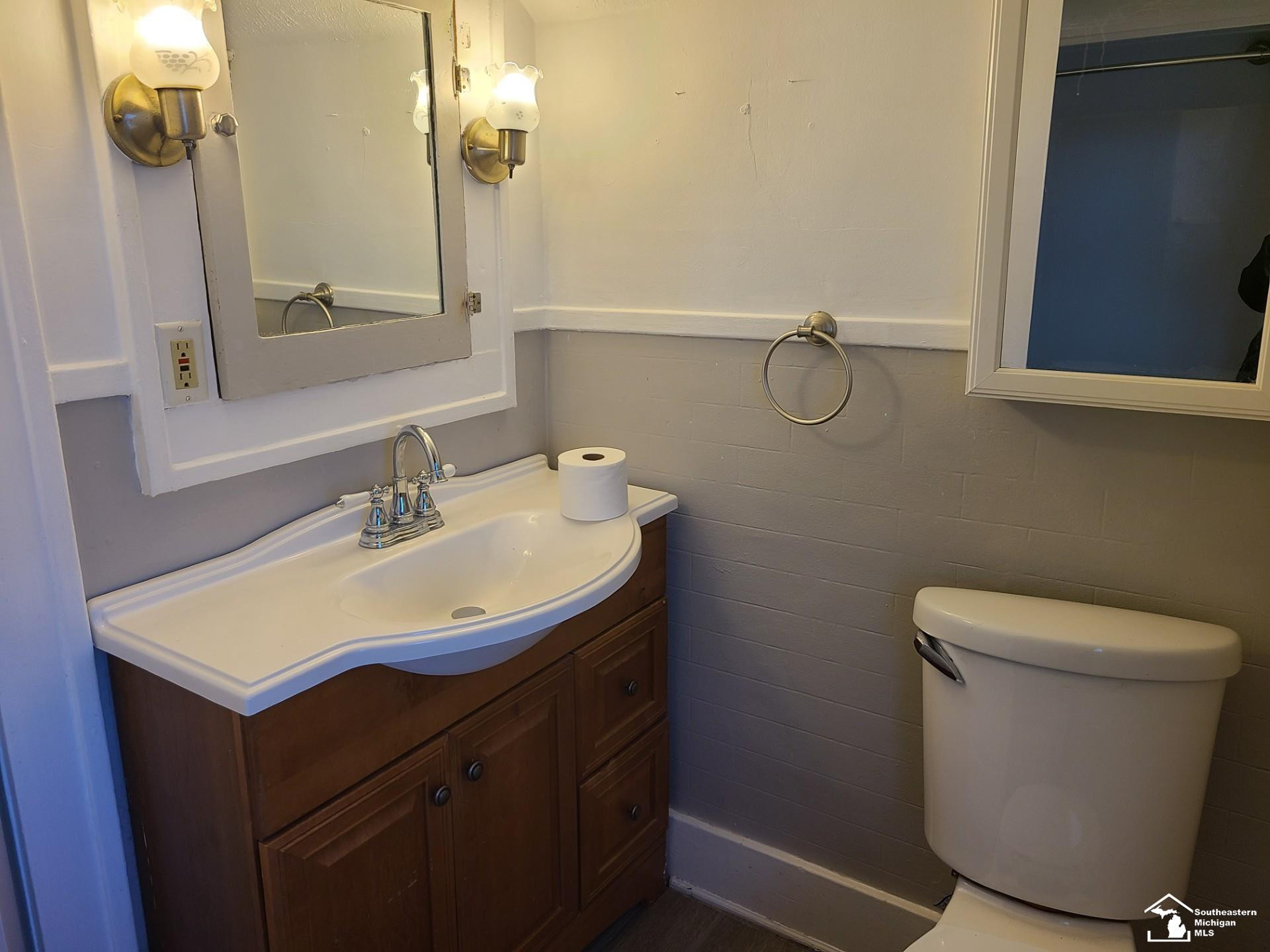 702 N Monroe Street, Monroe, MI 48162 — Photo 17
