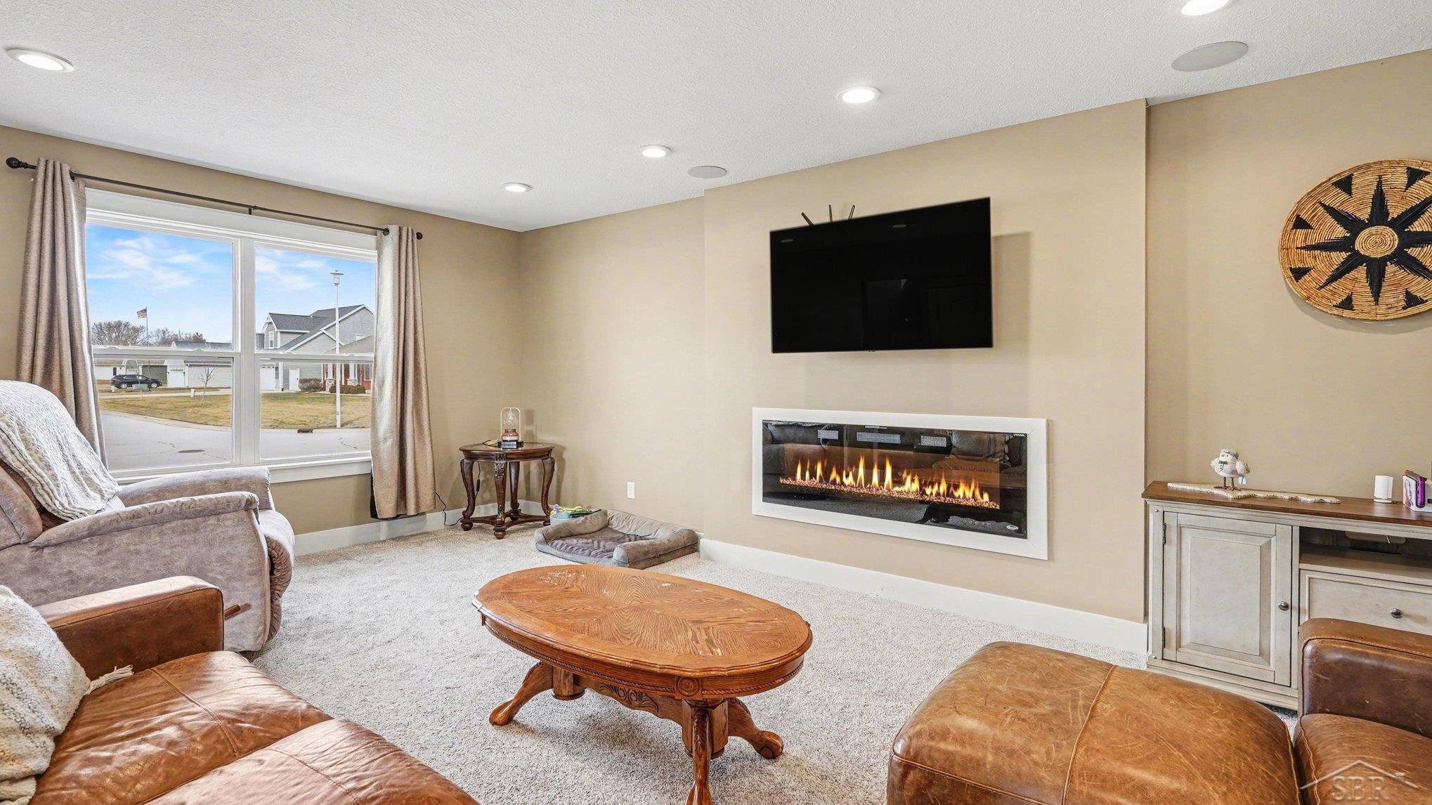 5663 S Stone Briar Lane, Freeland, MI 48623 — Photo 8