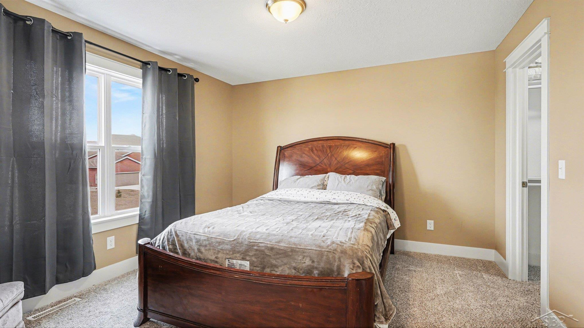 5663 S Stone Briar Lane, Freeland, MI 48623 — Photo 19