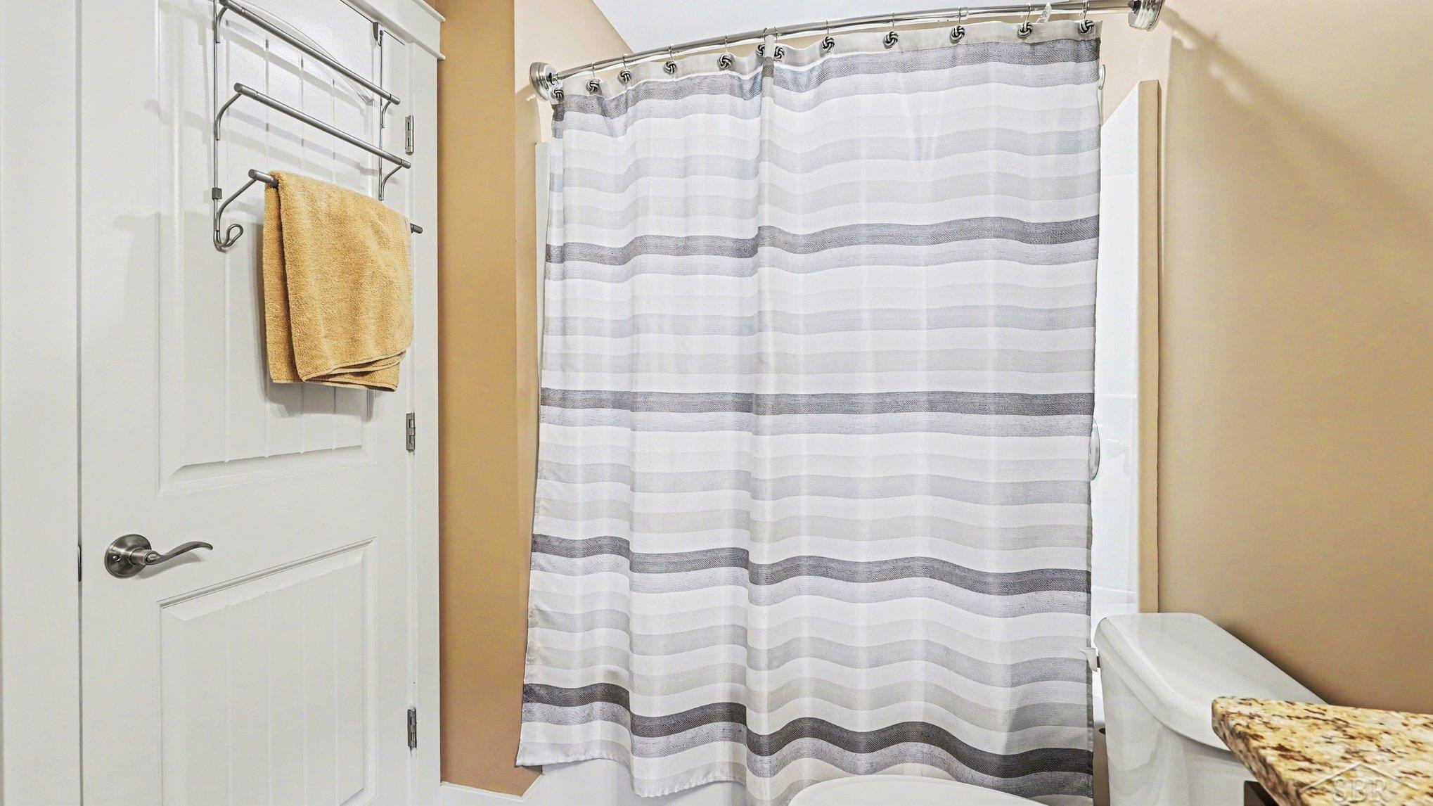 5663 S Stone Briar Lane, Freeland, MI 48623 — Photo 21