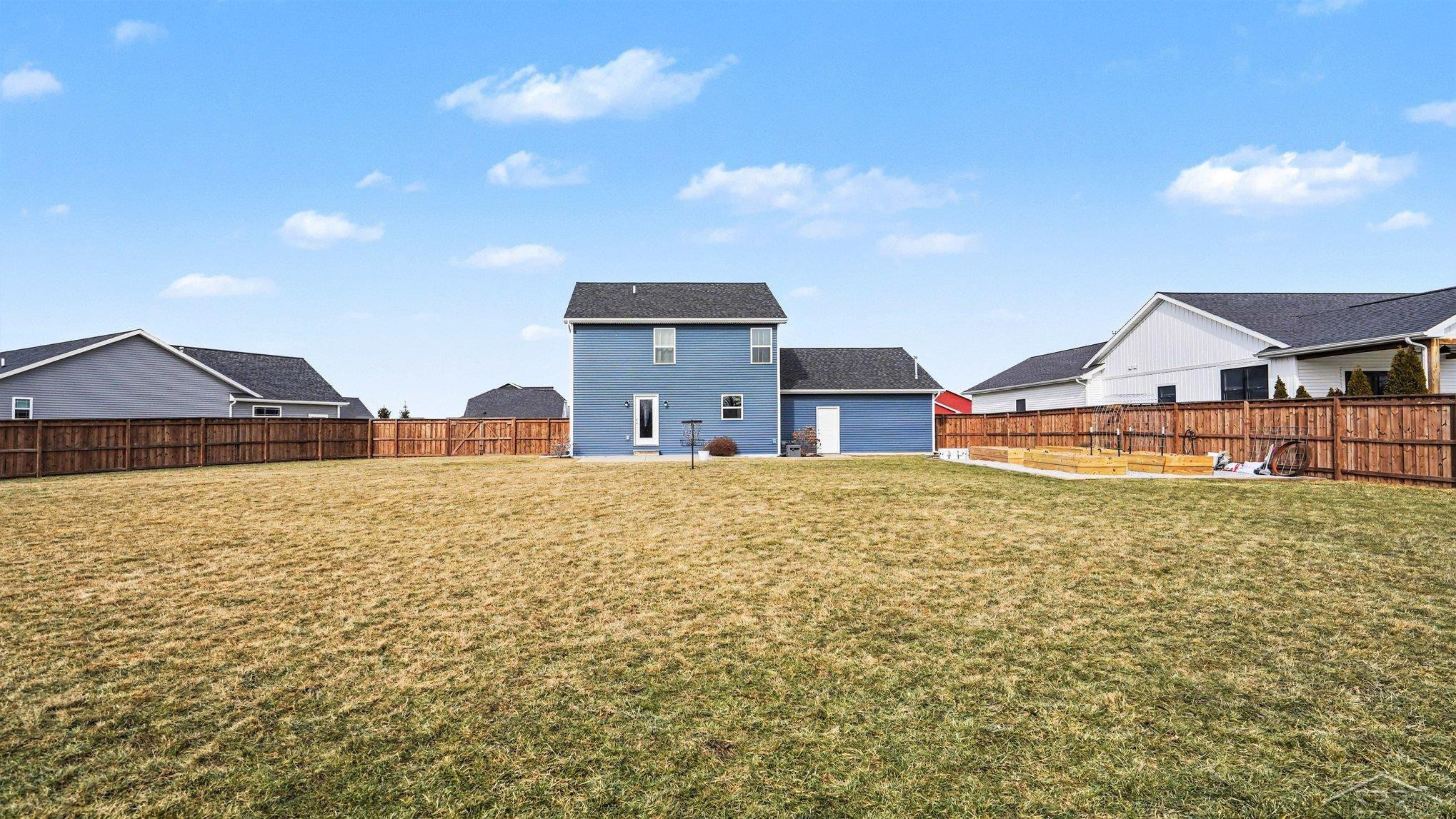 5663 S Stone Briar Lane, Freeland, MI 48623 — Photo 36