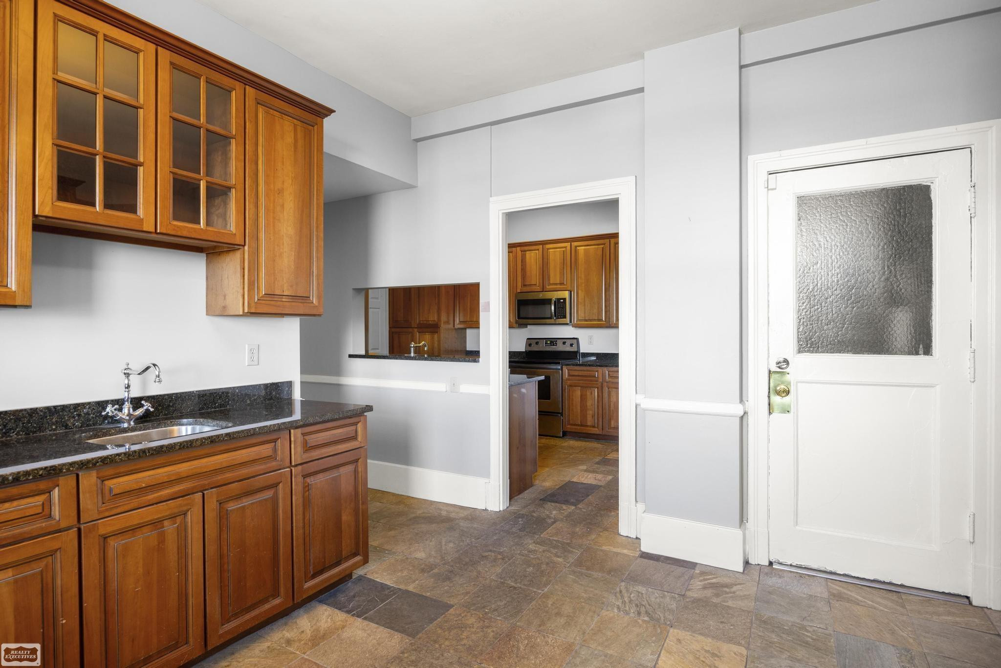 2900 E Jefferson Avenue, C4, Detroit, MI 48207 — Photo 30